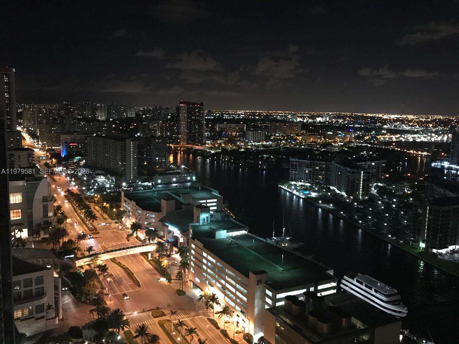 OCEAN PALMS - 3101 Ocean Dr, Hollywood, FL 33019 | Picture 44