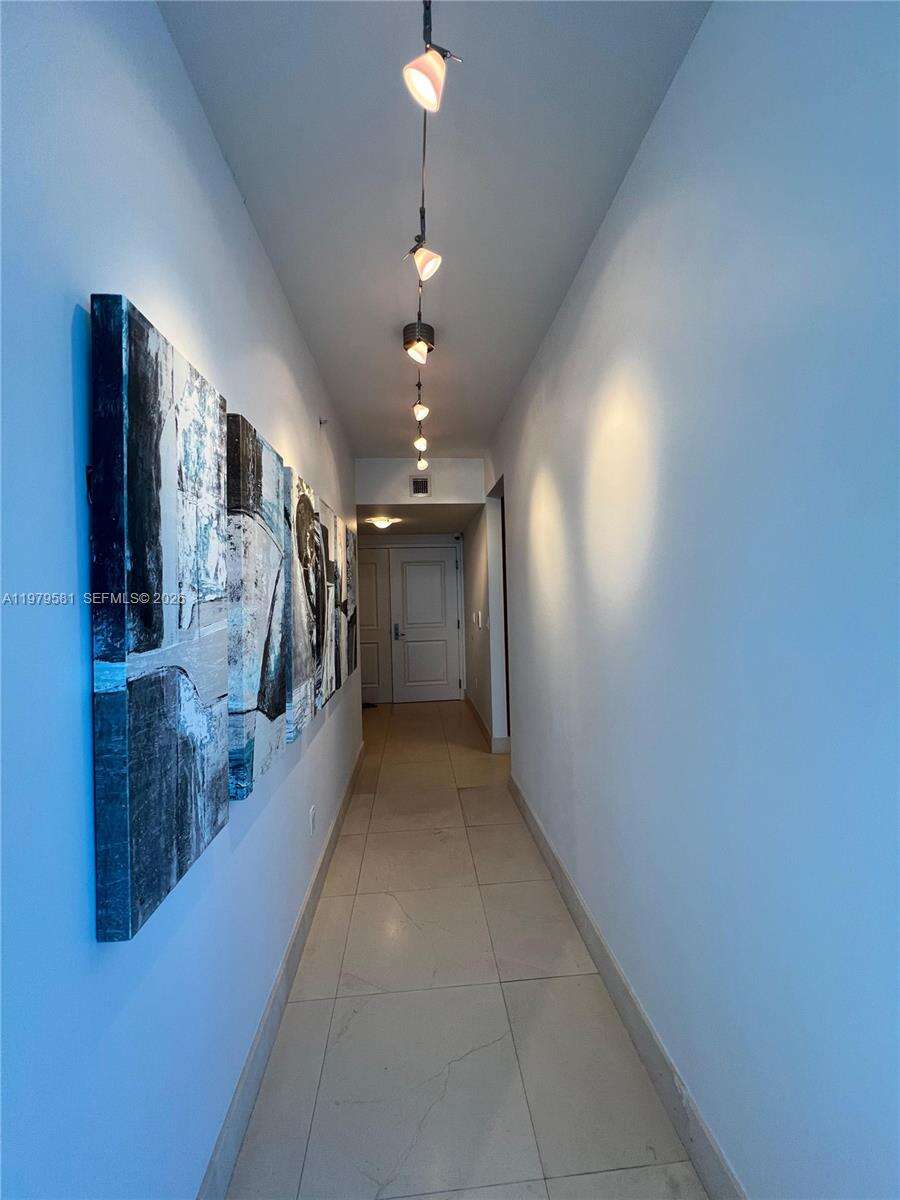 OCEAN PALMS - 3101 Ocean Dr, Hollywood, FL 33019 | Picture 47