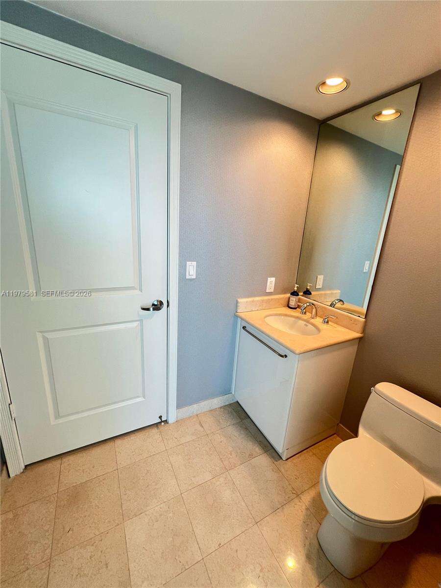 OCEAN PALMS - 3101 Ocean Dr, Hollywood, FL 33019 | Picture 62