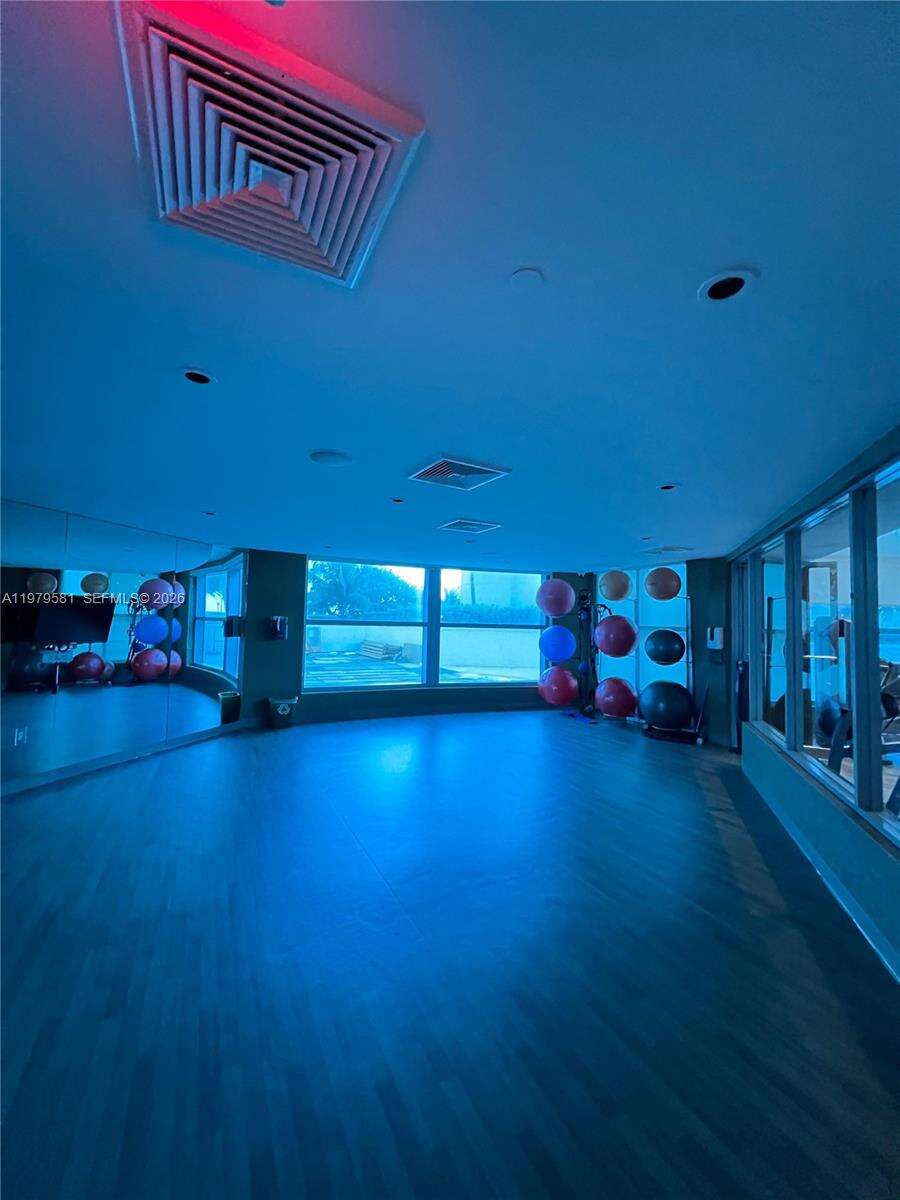 OCEAN PALMS - 3101 Ocean Dr, Hollywood, FL 33019 | Picture 91