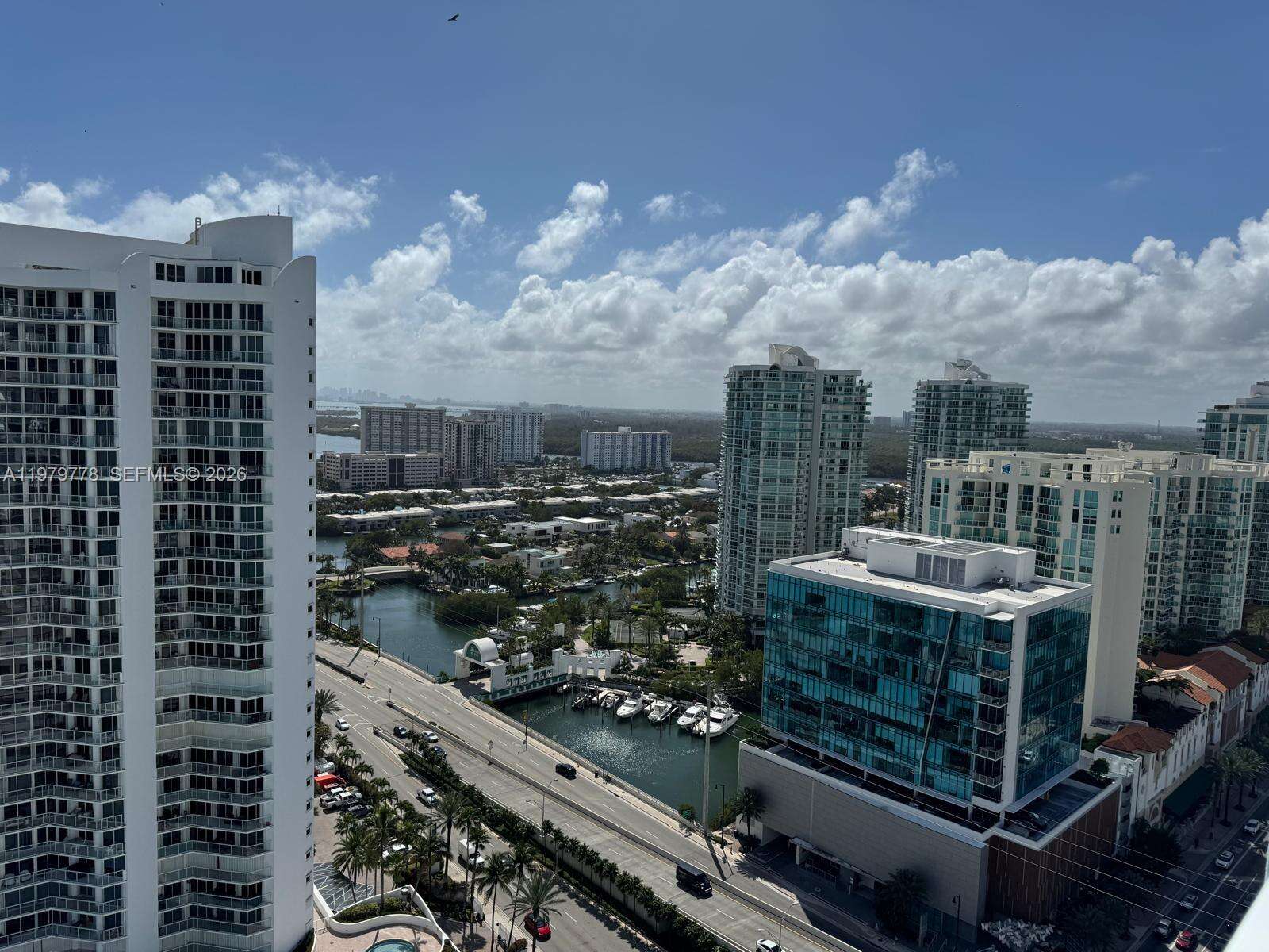 La Perla at 16699 Collins Ave, Sunny Isles Beach, FL 33160 - For Sale photo 2
