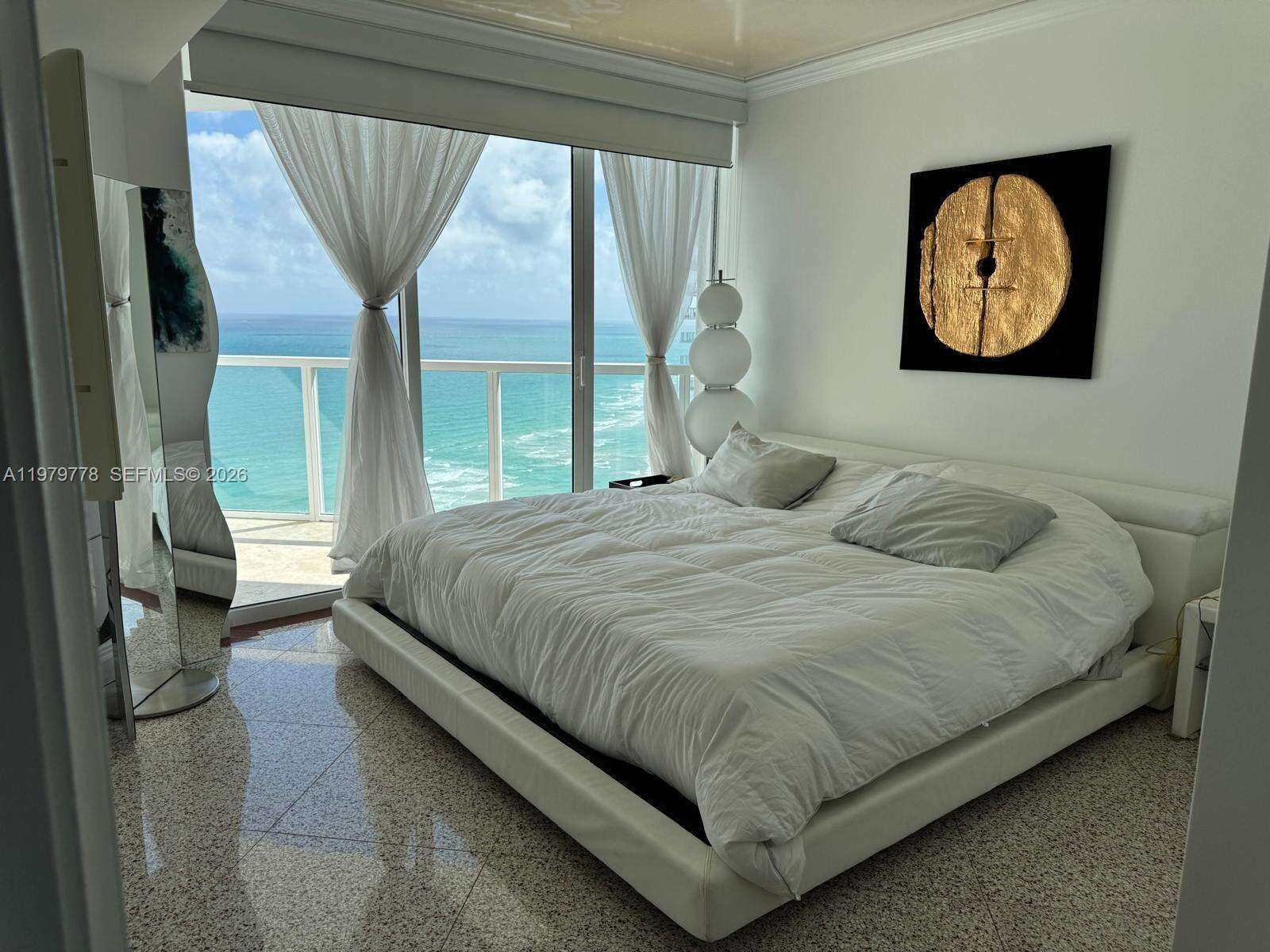 La Perla at 16699 Collins Ave, Sunny Isles Beach, FL 33160 - For Sale photo 12