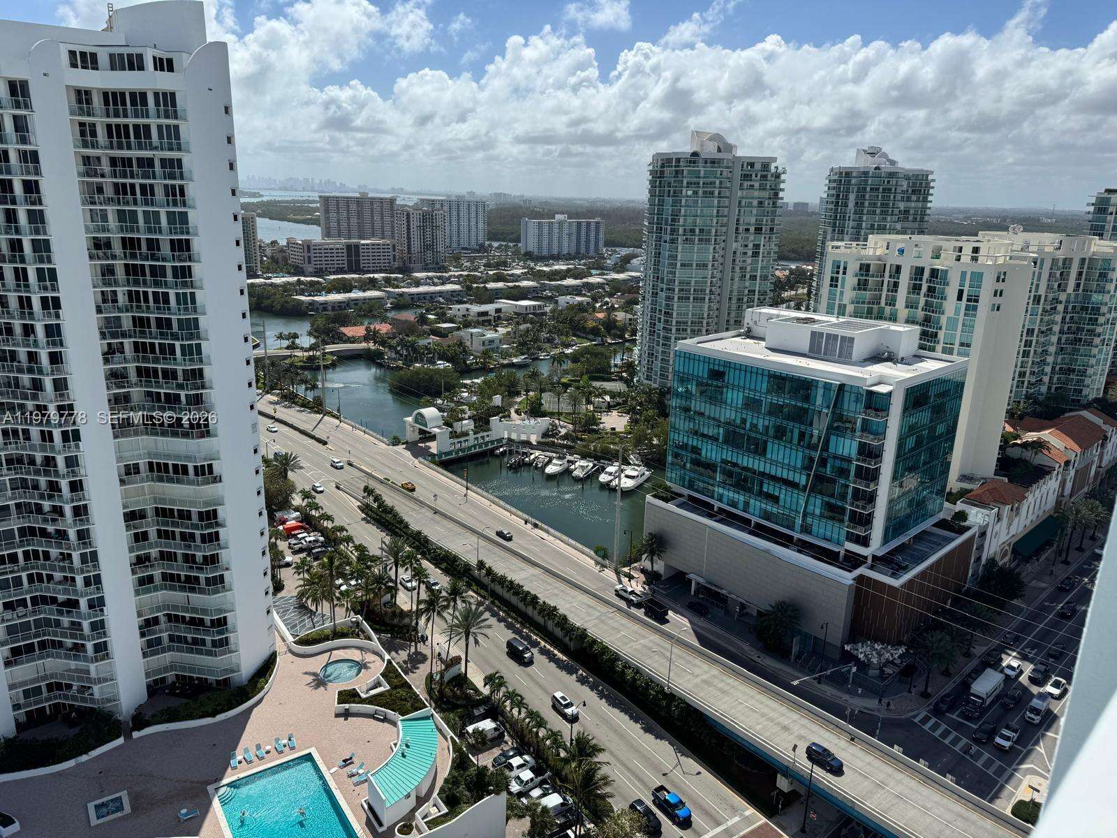 La Perla at 16699 Collins Ave, Sunny Isles Beach, FL 33160 - For Sale photo 24