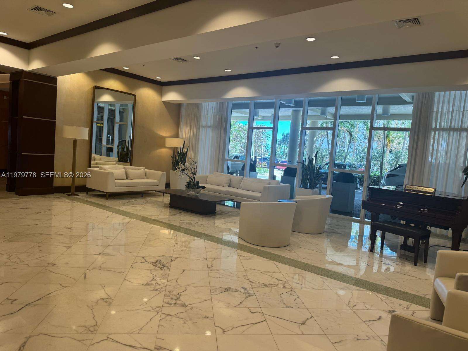 La Perla at 16699 Collins Ave, Sunny Isles Beach, FL 33160 - For Sale photo 27