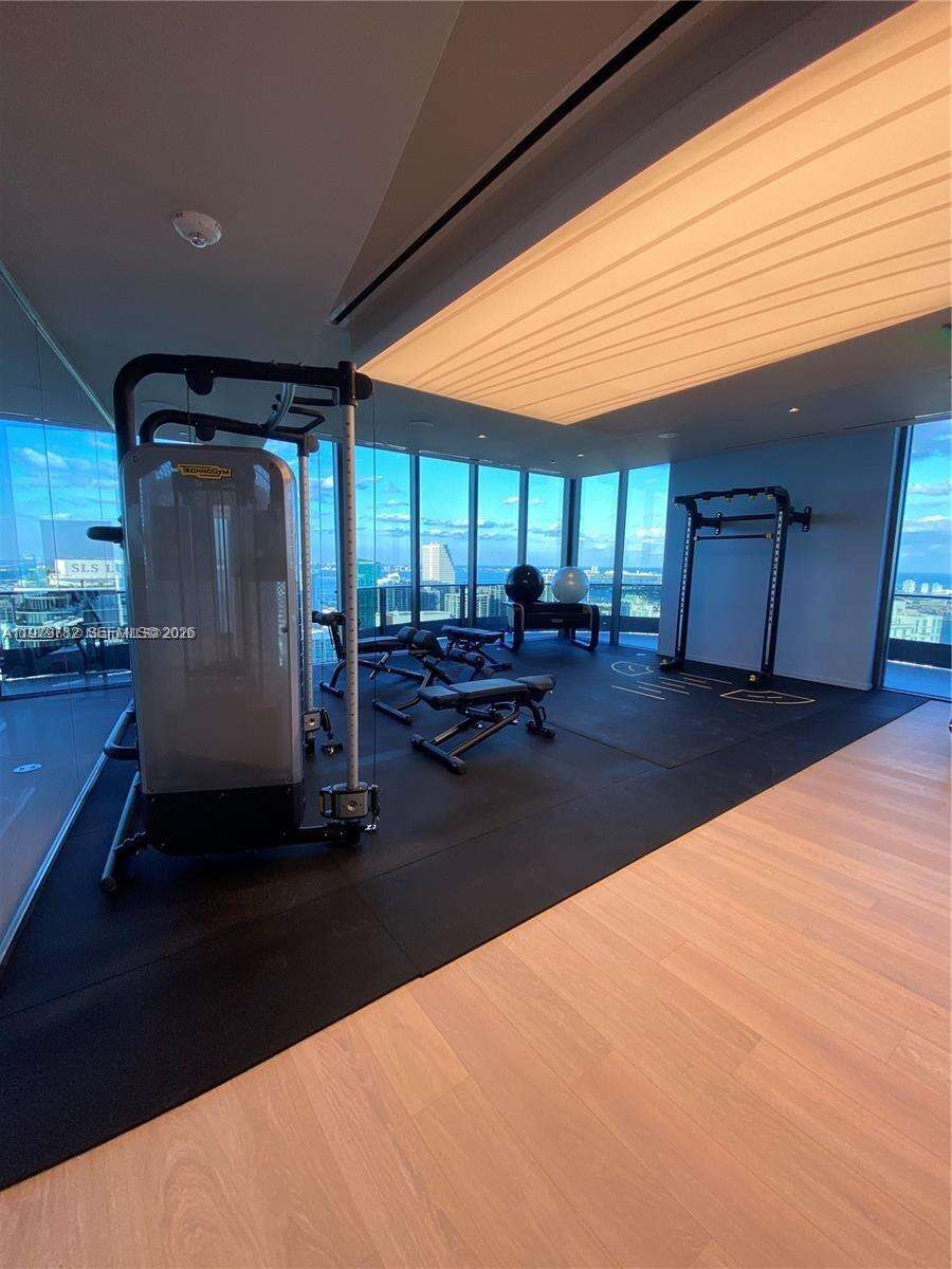 Brickell Flatiron at 1000 Brickell Plz, Miami, FL 33131 - For Sale photo 14
