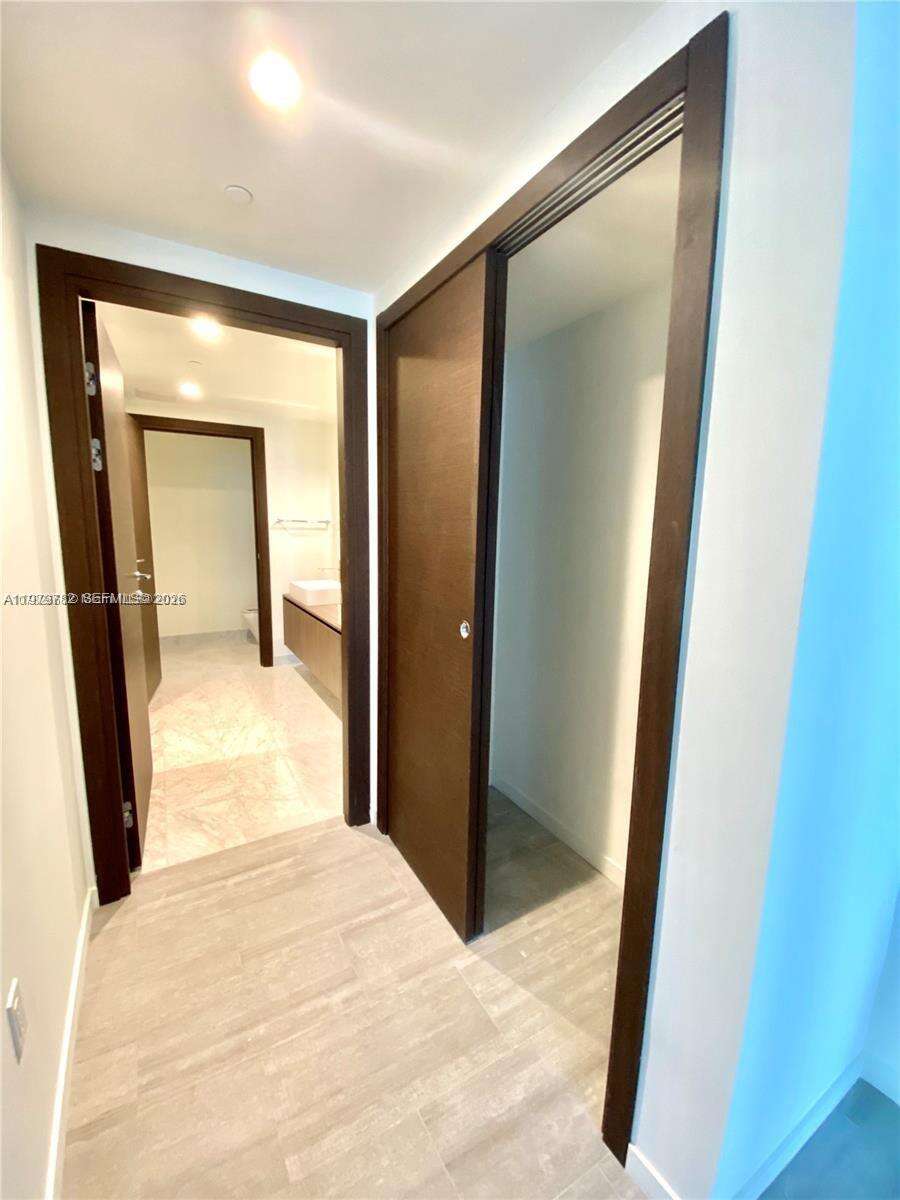 Brickell Flatiron at 1000 Brickell Plz, Miami, FL 33131 - For Sale photo 18