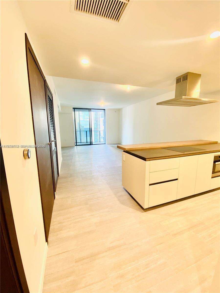 Brickell Flatiron at 1000 Brickell Plz, Miami, FL 33131 - For Sale photo 26