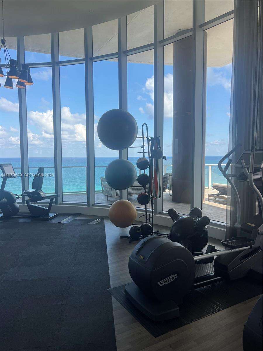 Hyde Resort at 4111 Ocean Dr, Hollywood, FL 33019 - For Sale photo 7