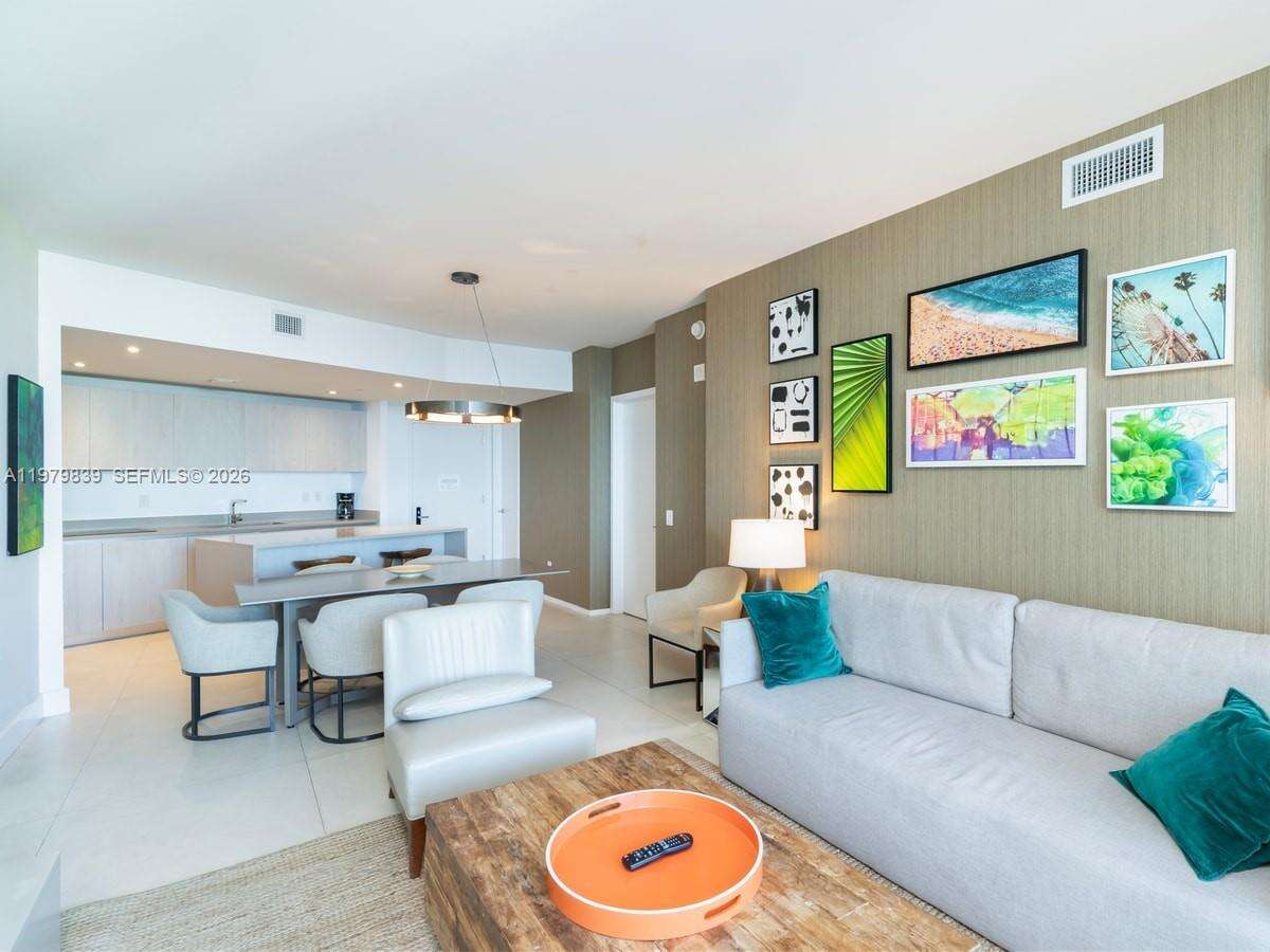 Hyde Resort at 4111 Ocean Dr, Hollywood, FL 33019 - For Sale photo 8