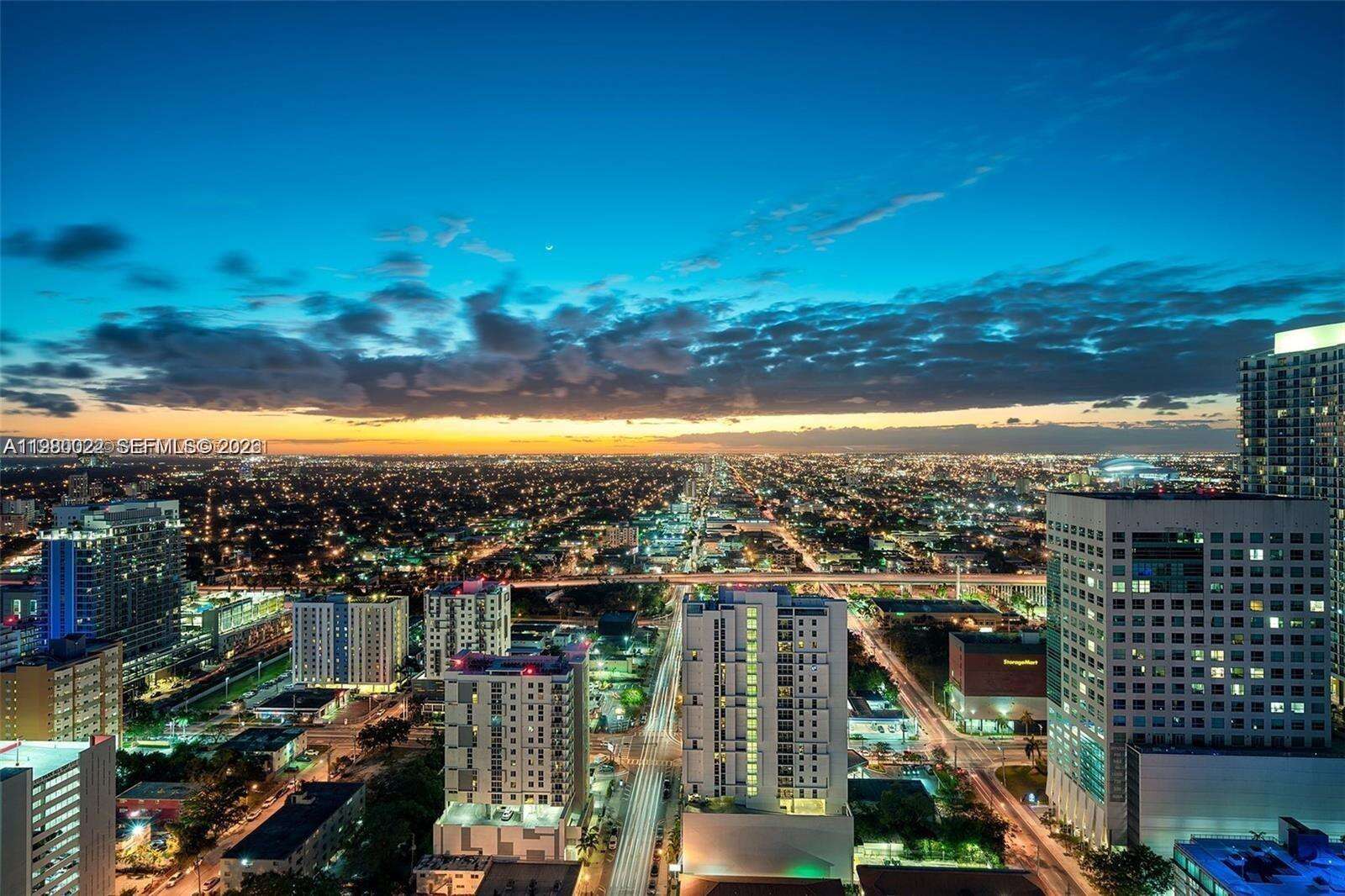 Rise Brickell at 88 7 St, Miami, FL 33130 - For Sale photo 7