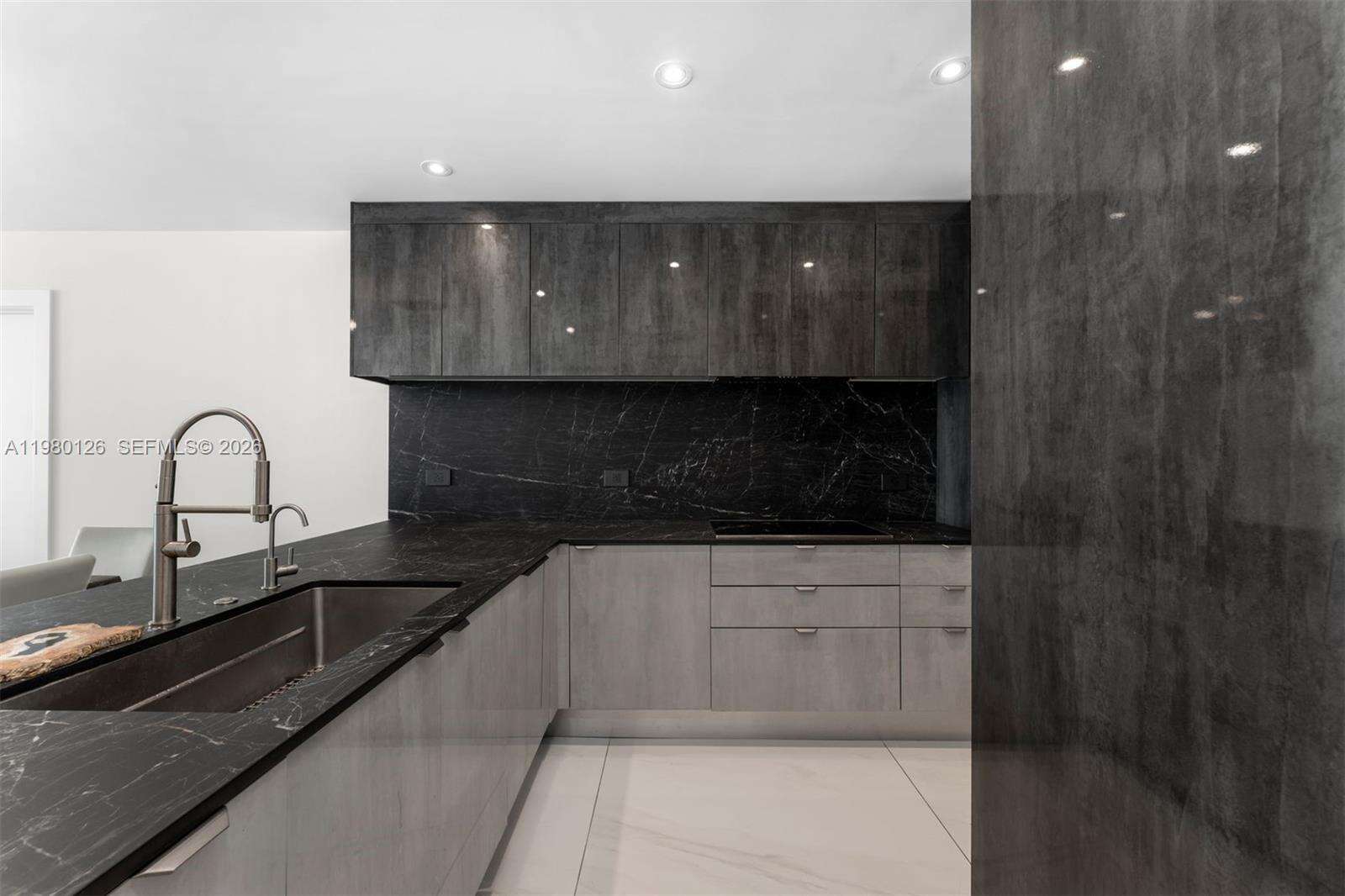 900 BISCAYNE BAY - 900 Biscayne Blvd, Miami, FL 33132 | Picture 7