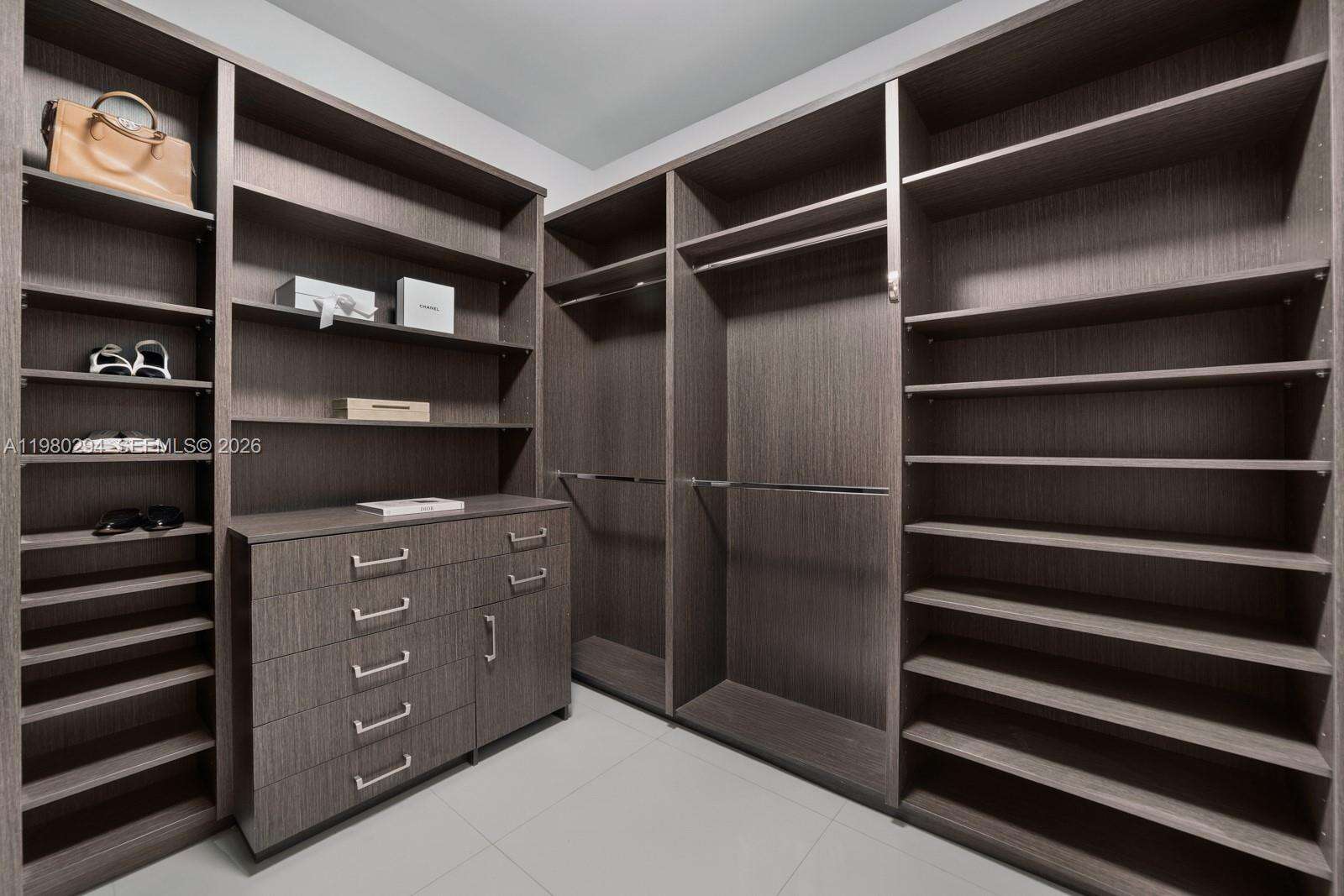 THE RESIDENCES AT THE BATH CLUB - 5959 Collins Ave, Miami Beach, FL 33140 | Picture 19