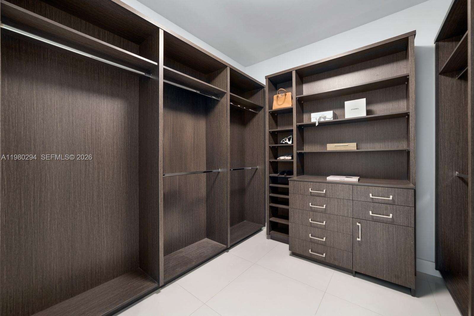 THE RESIDENCES AT THE BATH CLUB - 5959 Collins Ave, Miami Beach, FL 33140 | Picture 20