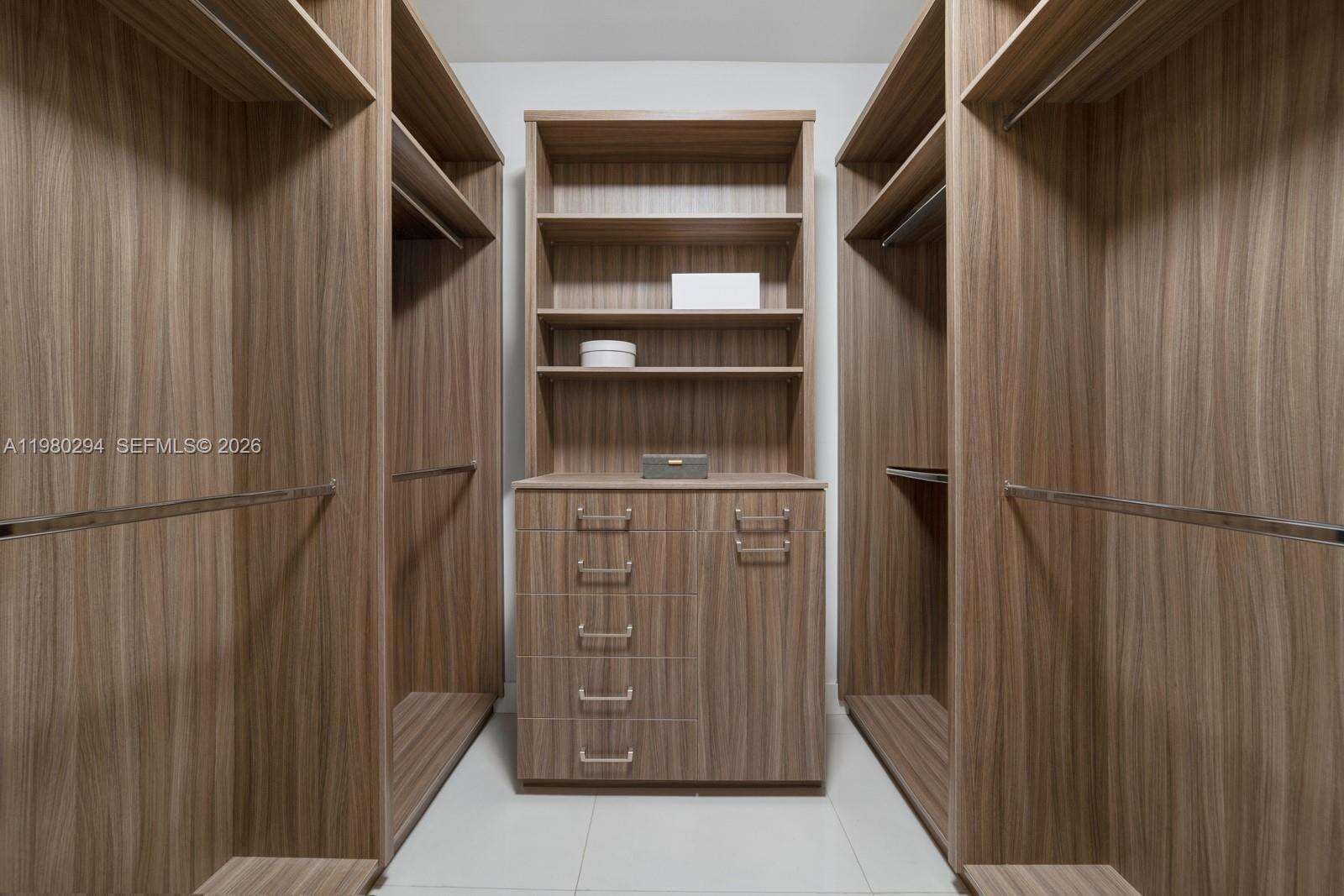 THE RESIDENCES AT THE BATH CLUB - 5959 Collins Ave, Miami Beach, FL 33140 | Picture 21