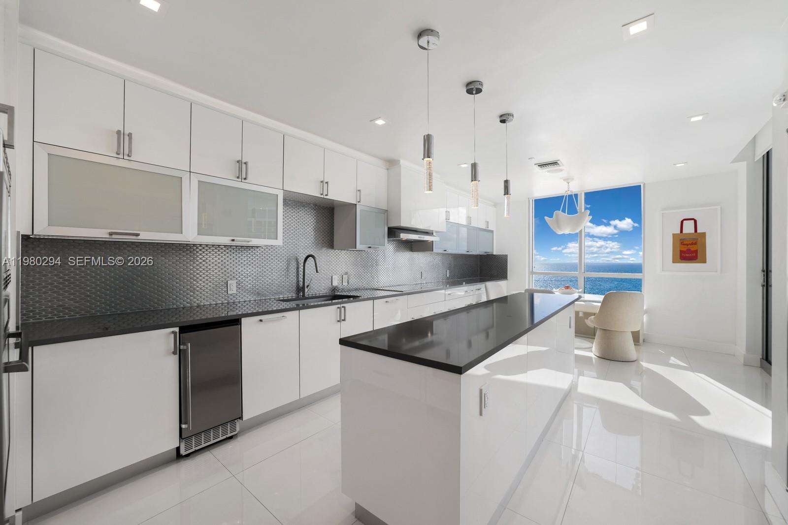 THE RESIDENCES AT THE BATH CLUB - 5959 Collins Ave, Miami Beach, FL 33140 | Picture 7