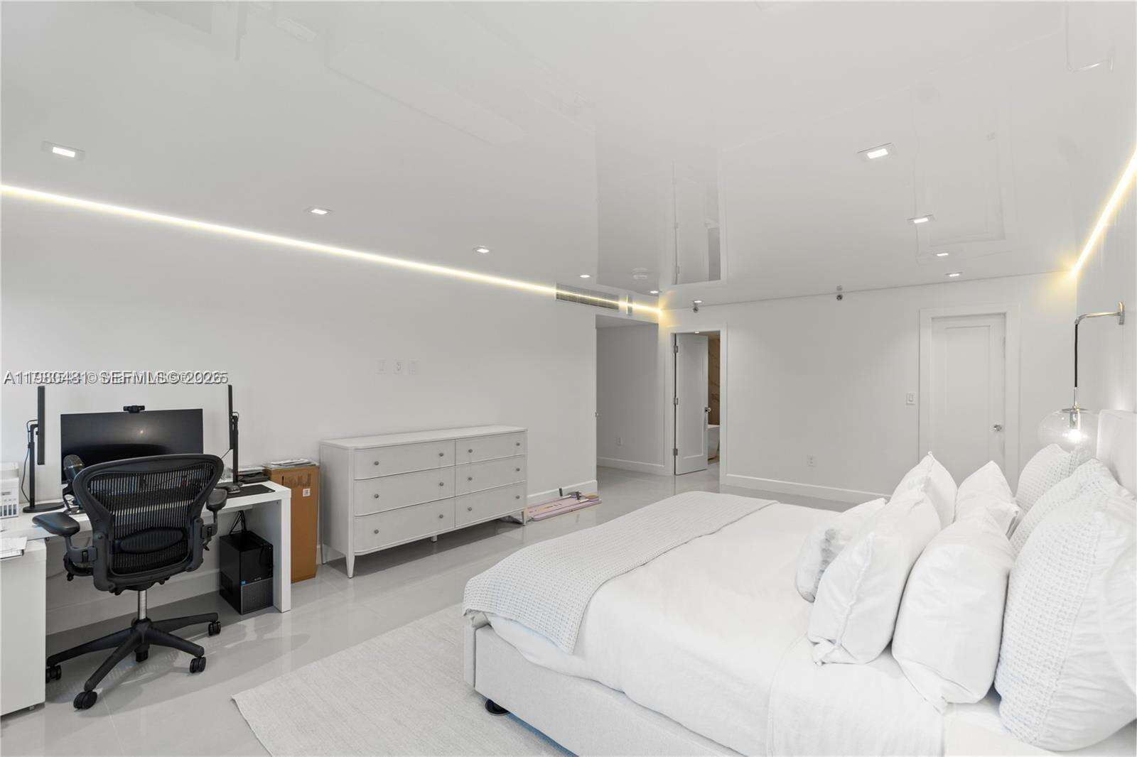 KENILWORTH - 10205 Collins Ave, Bal Harbour, FL 33154 | Picture 31