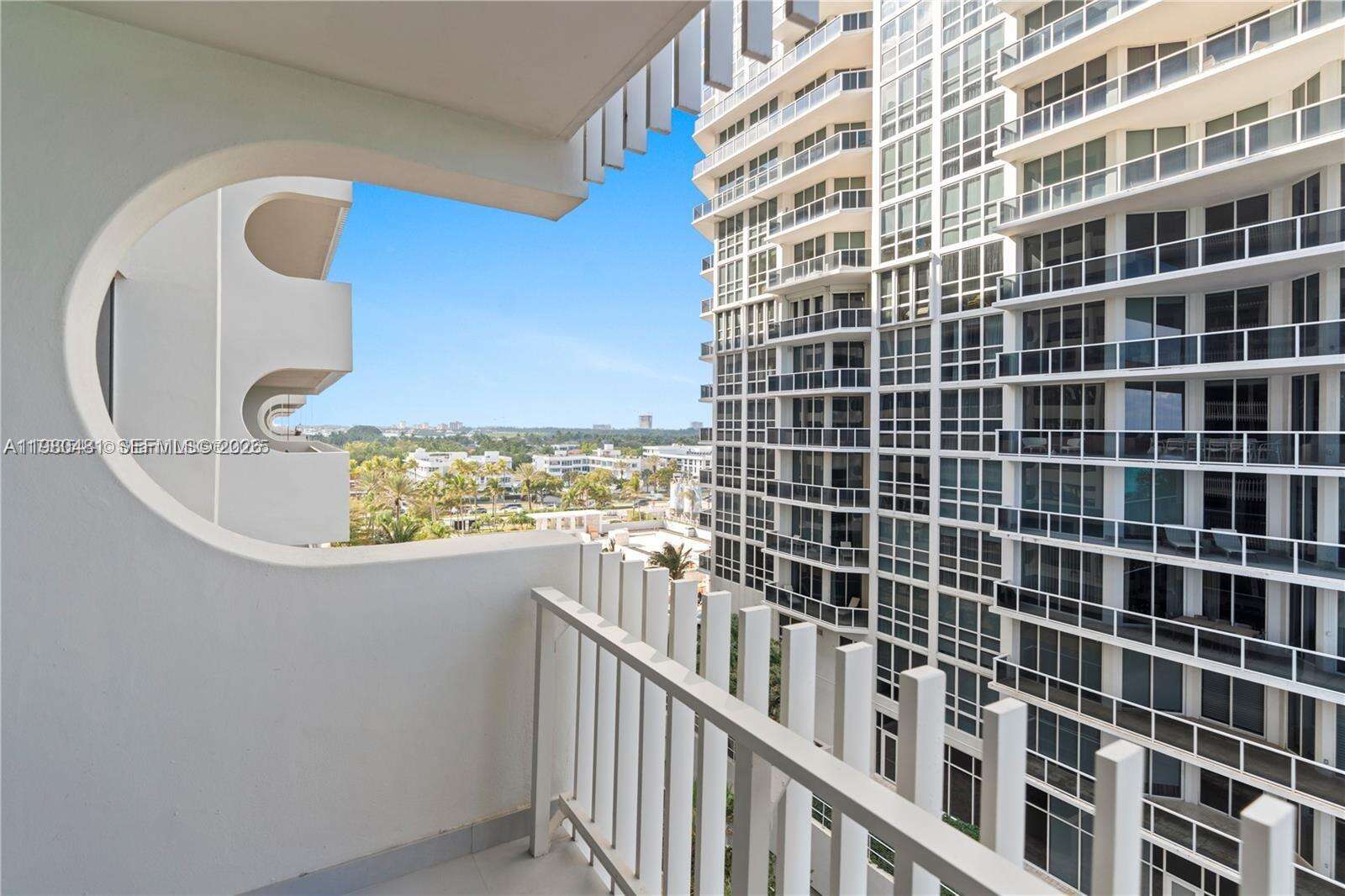 KENILWORTH - 10205 Collins Ave, Bal Harbour, FL 33154 | Picture 35