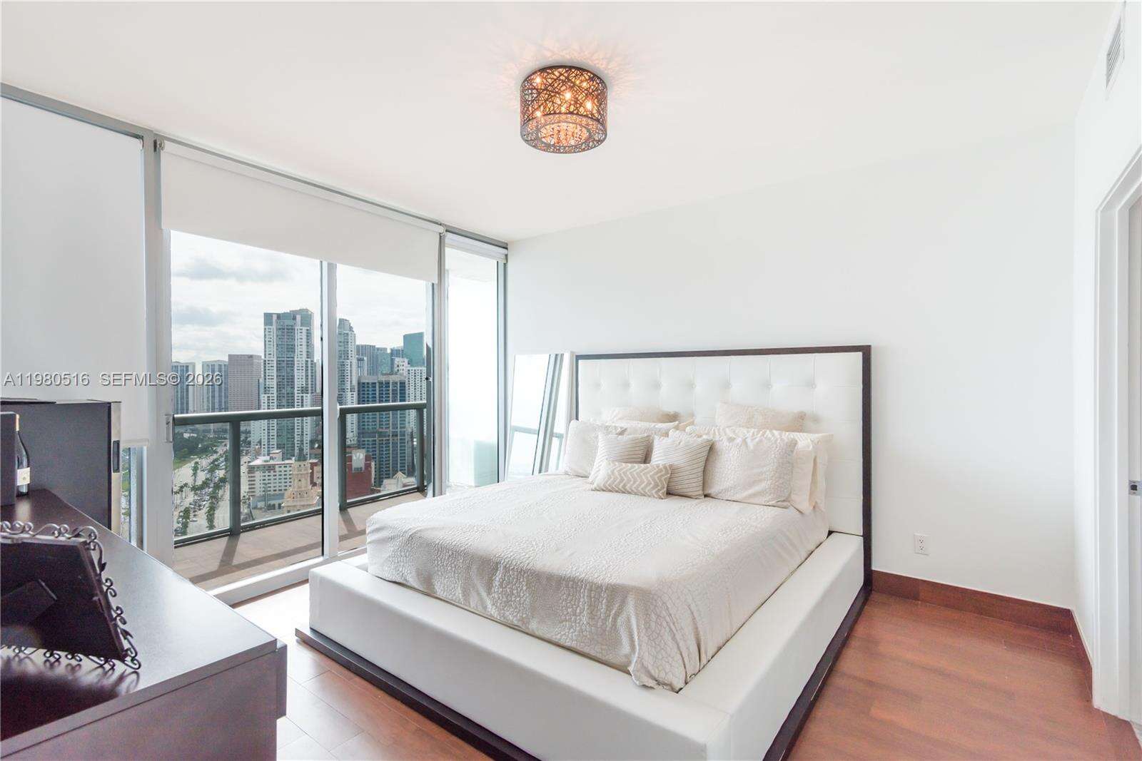 Marina Blue at 888 Biscayne Blvd, Miami, FL 33132 - For Sale photo 4