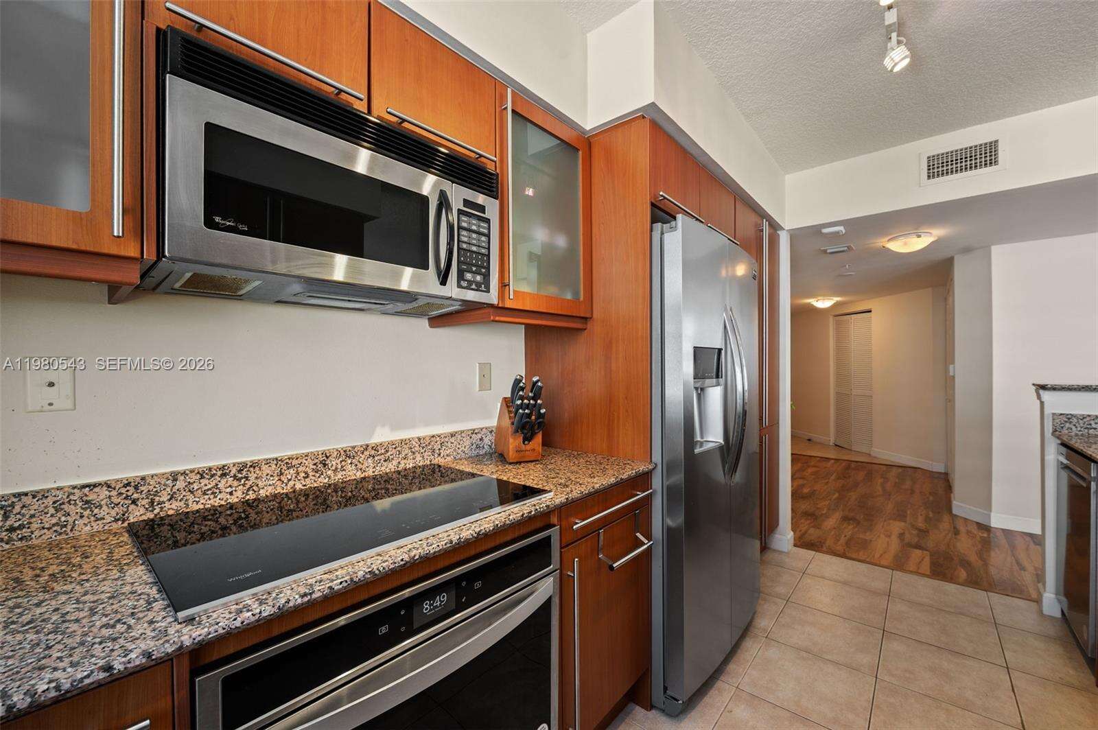 2080 Ocean Dr, Hallandale Beach, FL 33009 - For Sale photo 14