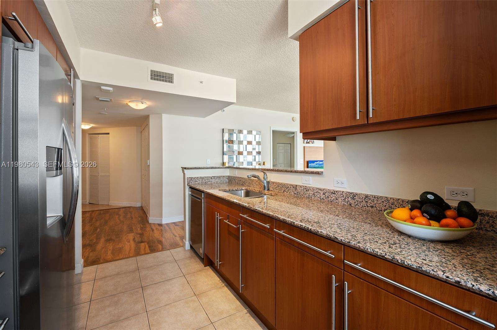 2080 Ocean Dr, Hallandale Beach, FL 33009 - For Sale photo 15
