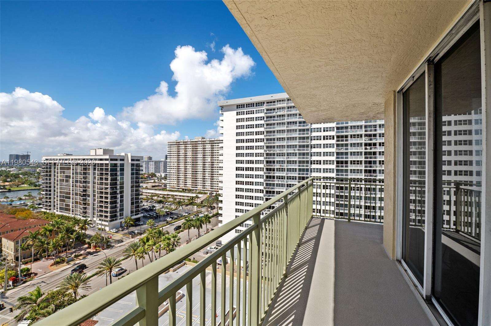 2080 Ocean Dr, Hallandale Beach, FL 33009 - For Sale photo 27