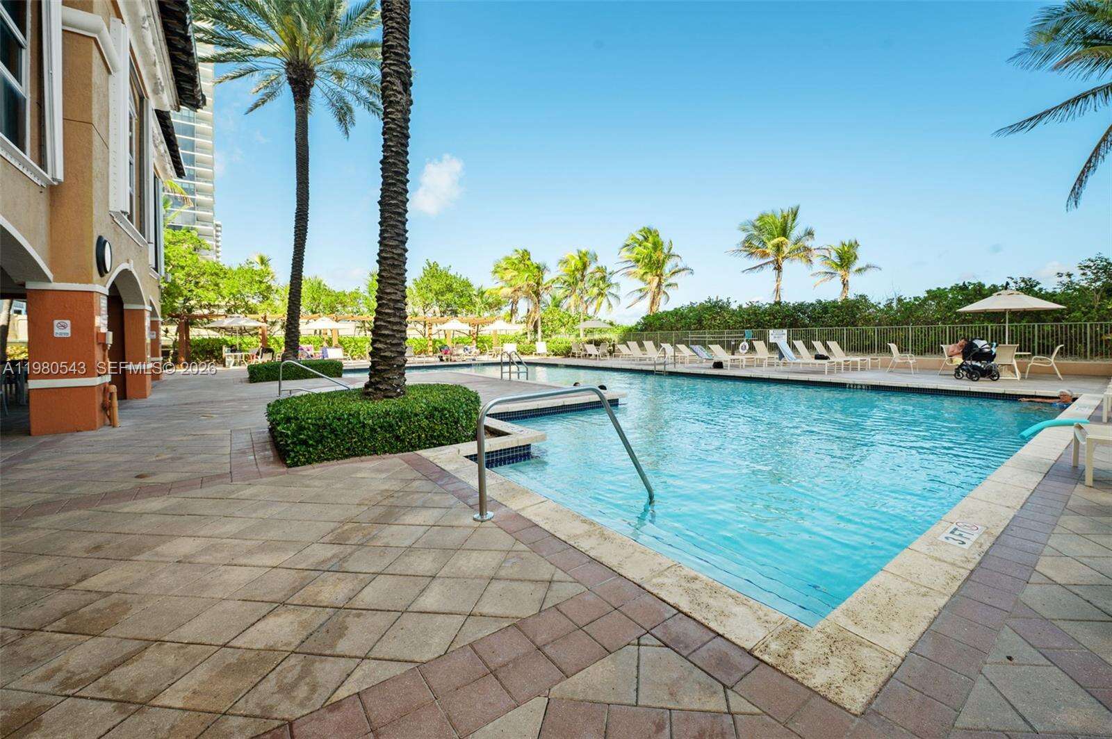 2080 Ocean Dr, Hallandale Beach, FL 33009 - For Sale photo 36