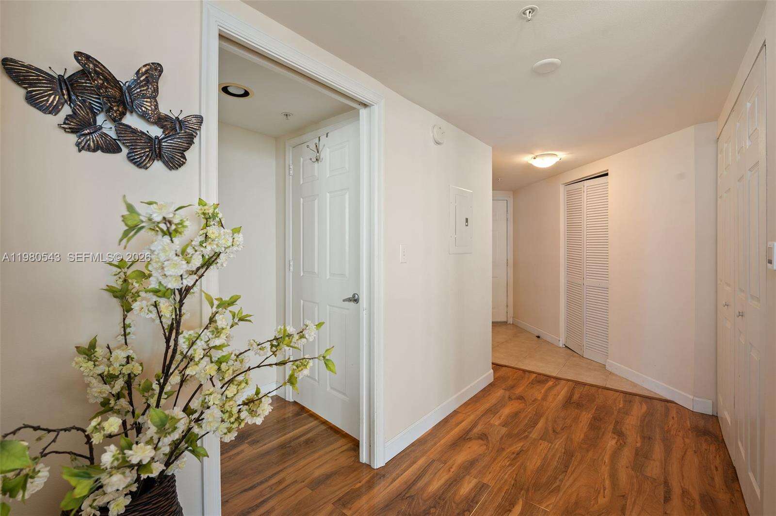 2080 Ocean Dr, Hallandale Beach, FL 33009 - For Sale photo 6
