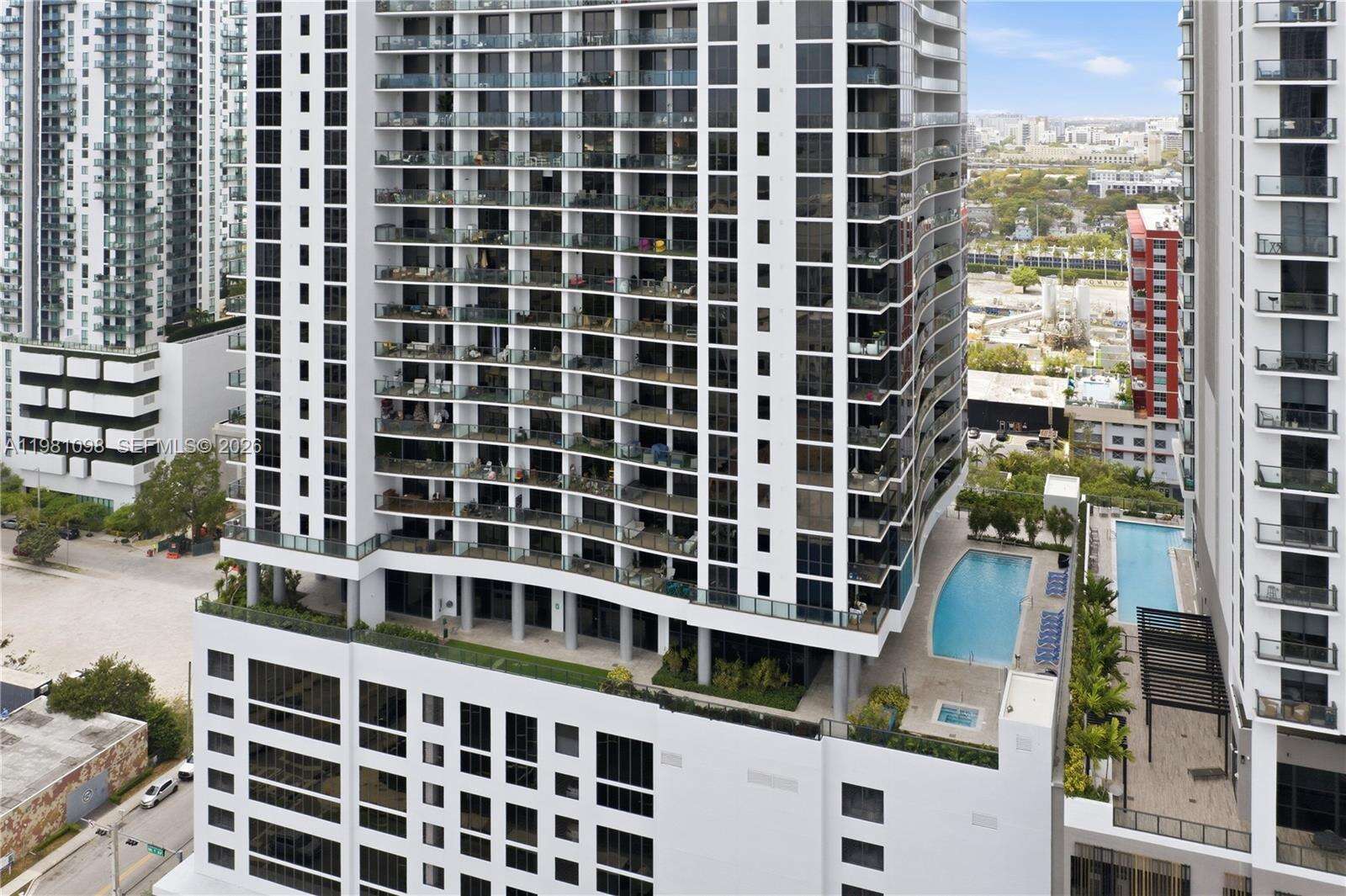 Canvas at 1600 1 Ave, Miami, FL 33132 - For Sale photo 2