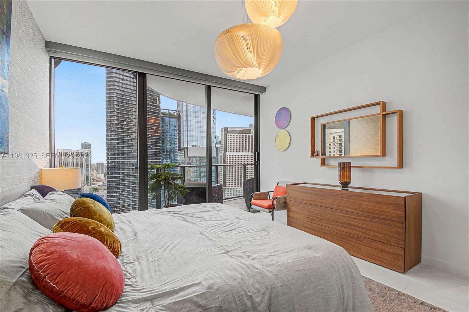 BRICKELL FLATIRON - 1000 Brickell Plz, Miami, FL 33131 | Picture 12