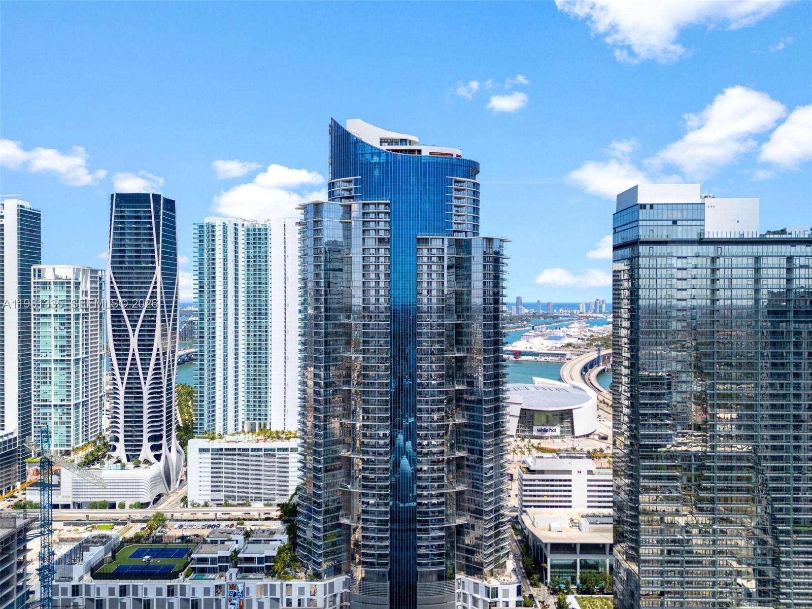 Paramount Miami Worldcenter at 851 1 Ave, Miami, FL 33132 - For Sale photo 2