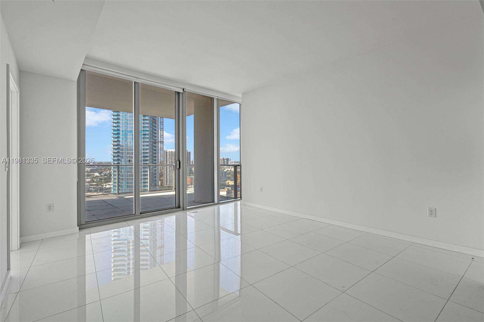 Paramount Miami Worldcenter at 851 1 Ave, Miami, FL 33132 - For Sale photo 21