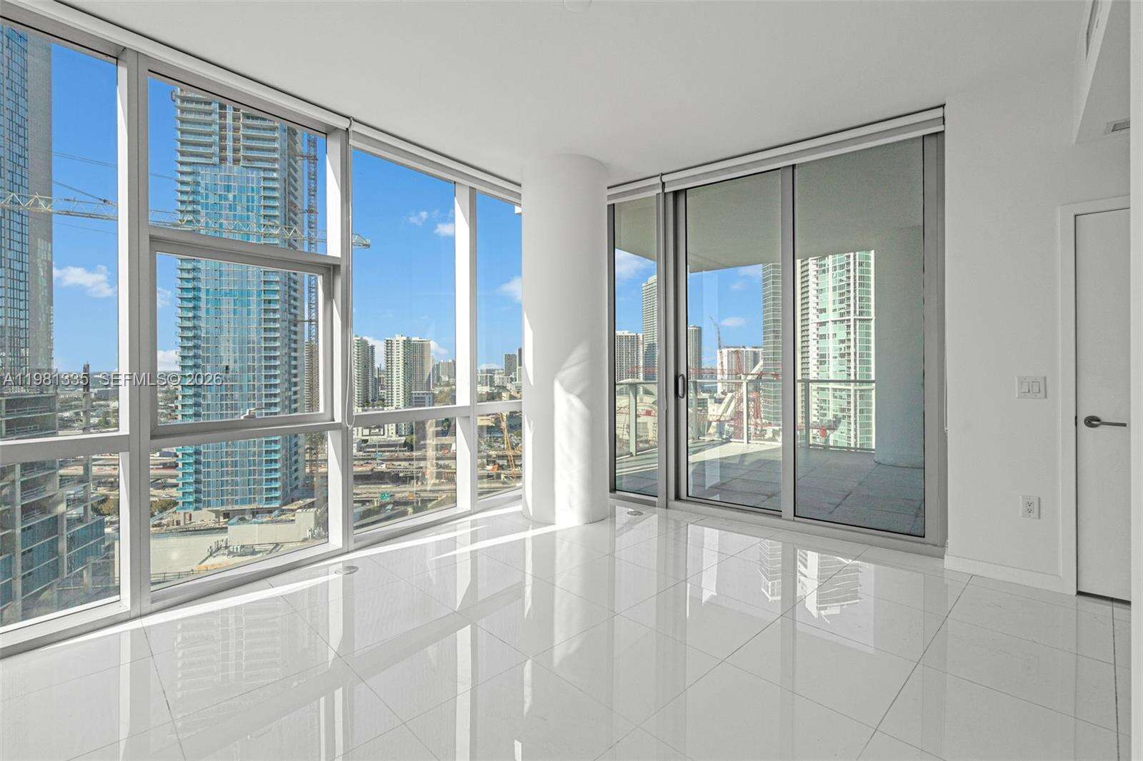 Paramount Miami Worldcenter at 851 1 Ave, Miami, FL 33132 - For Sale photo 35