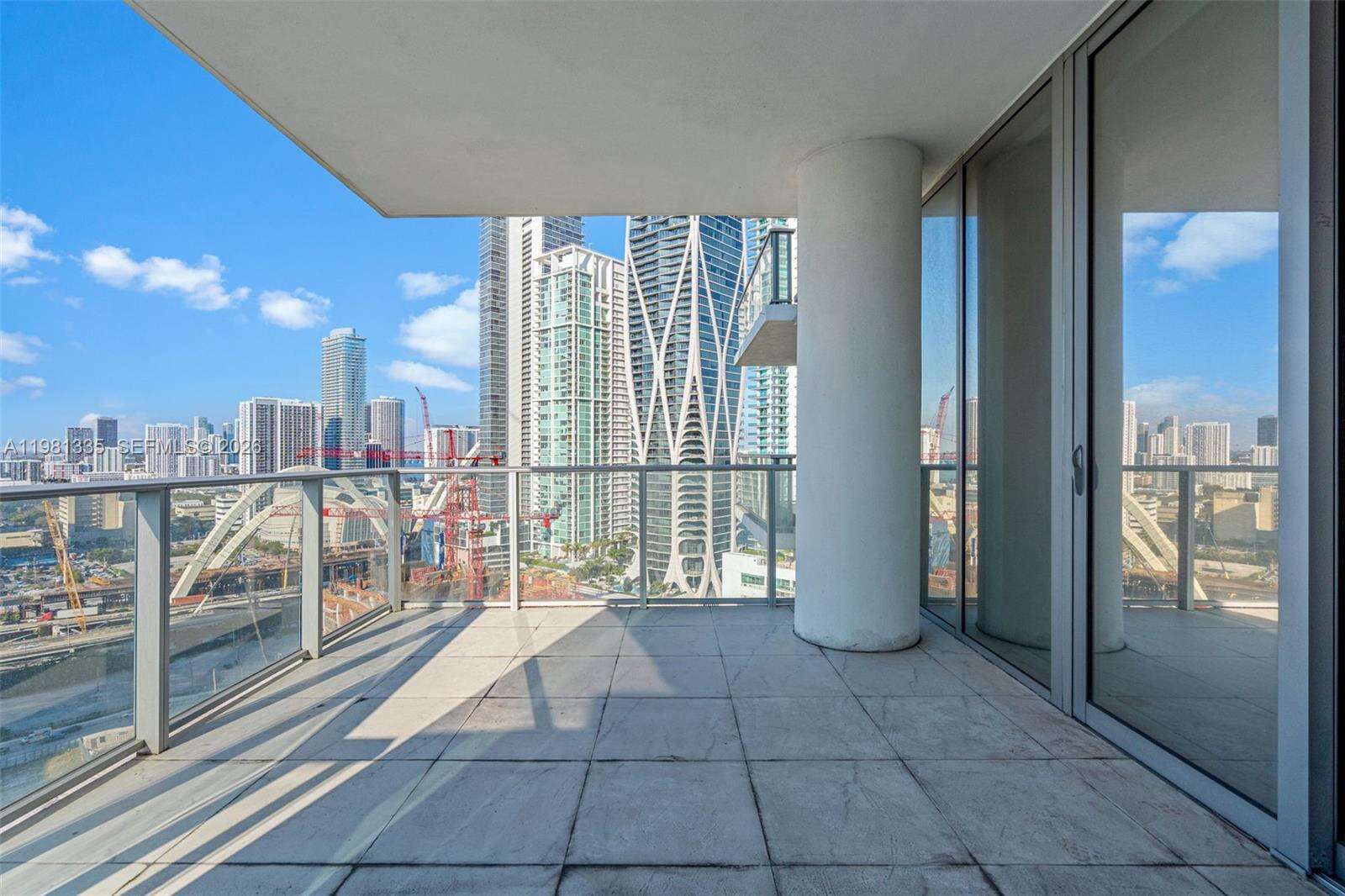 Paramount Miami Worldcenter at 851 1 Ave, Miami, FL 33132 - For Sale photo 42