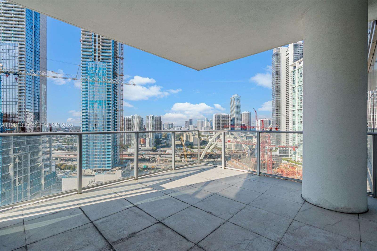 Paramount Miami Worldcenter at 851 1 Ave, Miami, FL 33132 - For Sale photo 44