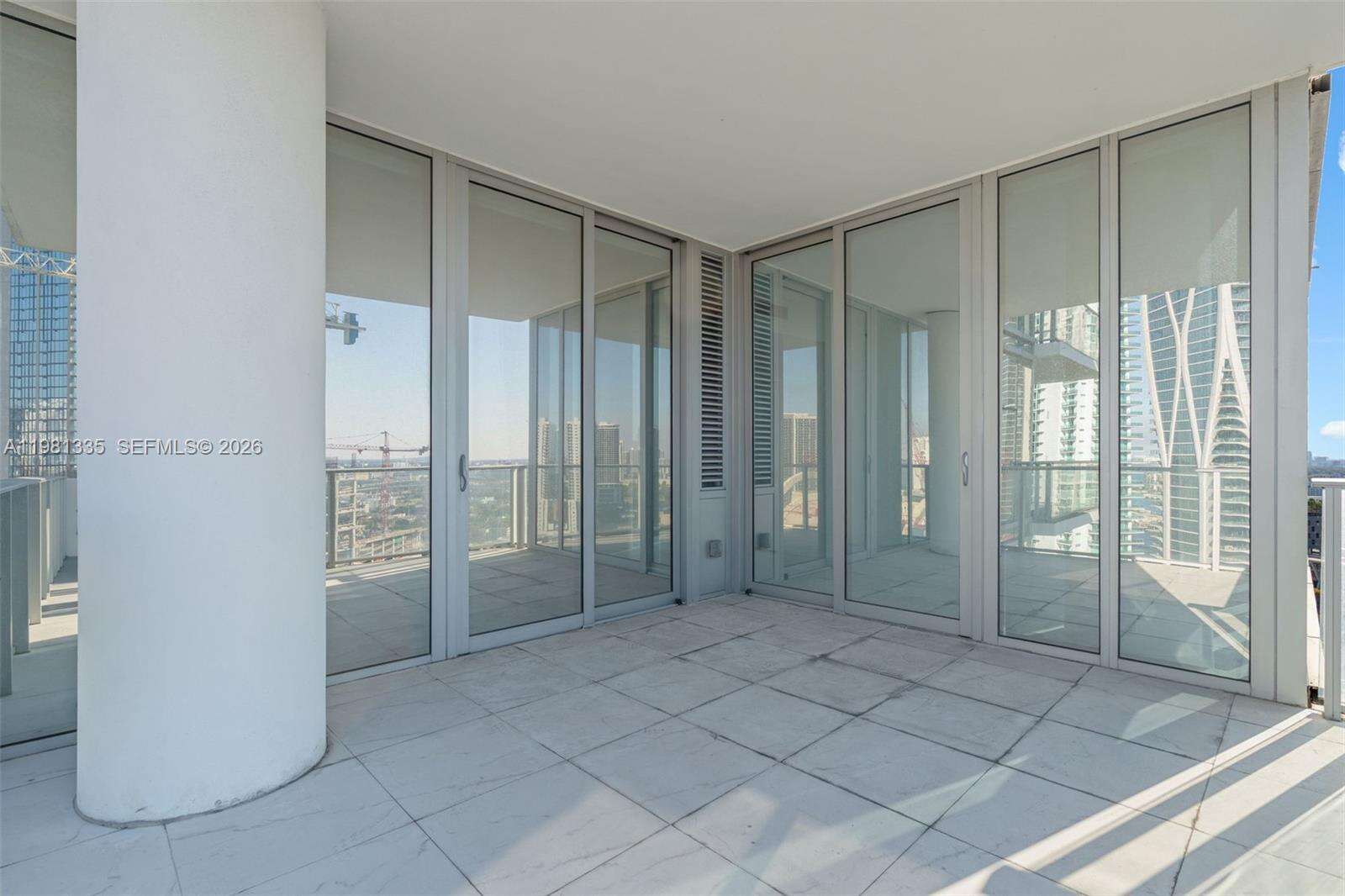 Paramount Miami Worldcenter at 851 1 Ave, Miami, FL 33132 - For Sale photo 46