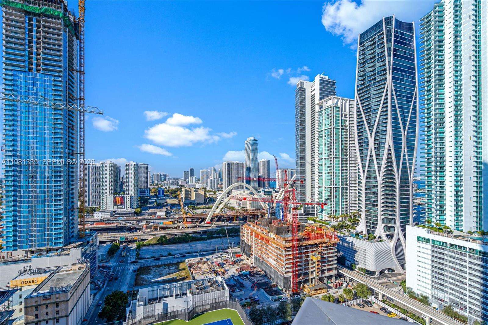 Paramount Miami Worldcenter at 851 1 Ave, Miami, FL 33132 - For Sale photo 48