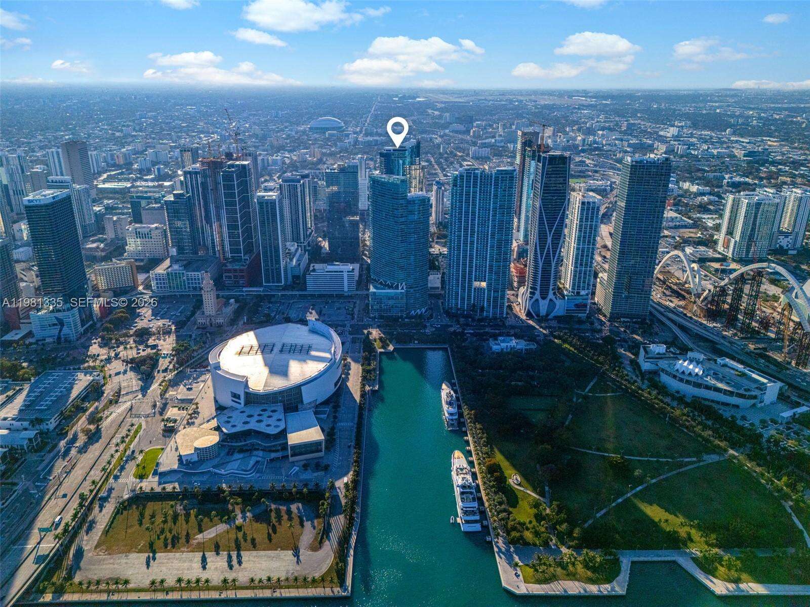 Paramount Miami Worldcenter at 851 1 Ave, Miami, FL 33132 - For Sale photo 53