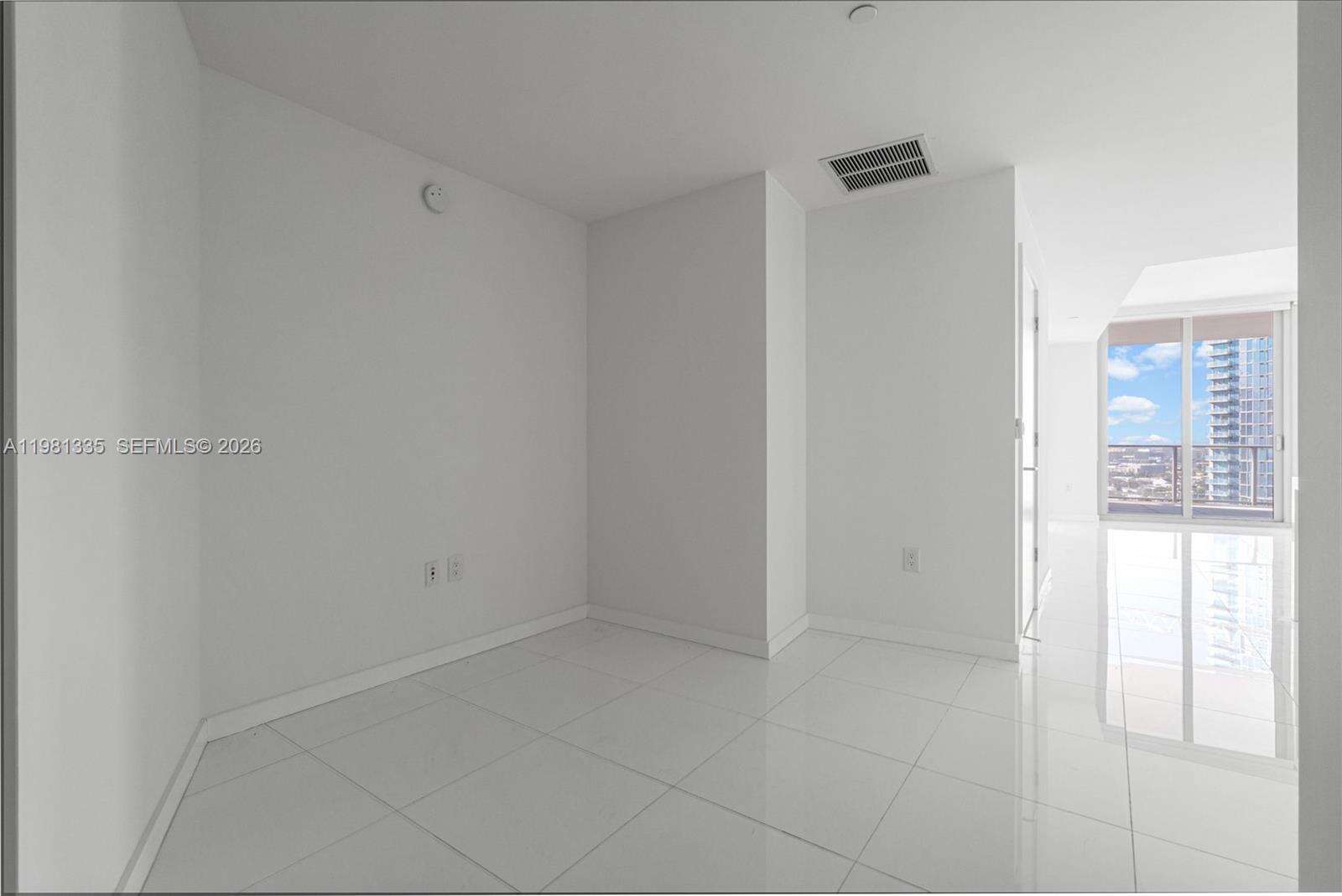 Paramount Miami Worldcenter at 851 1 Ave, Miami, FL 33132 - For Sale photo 10