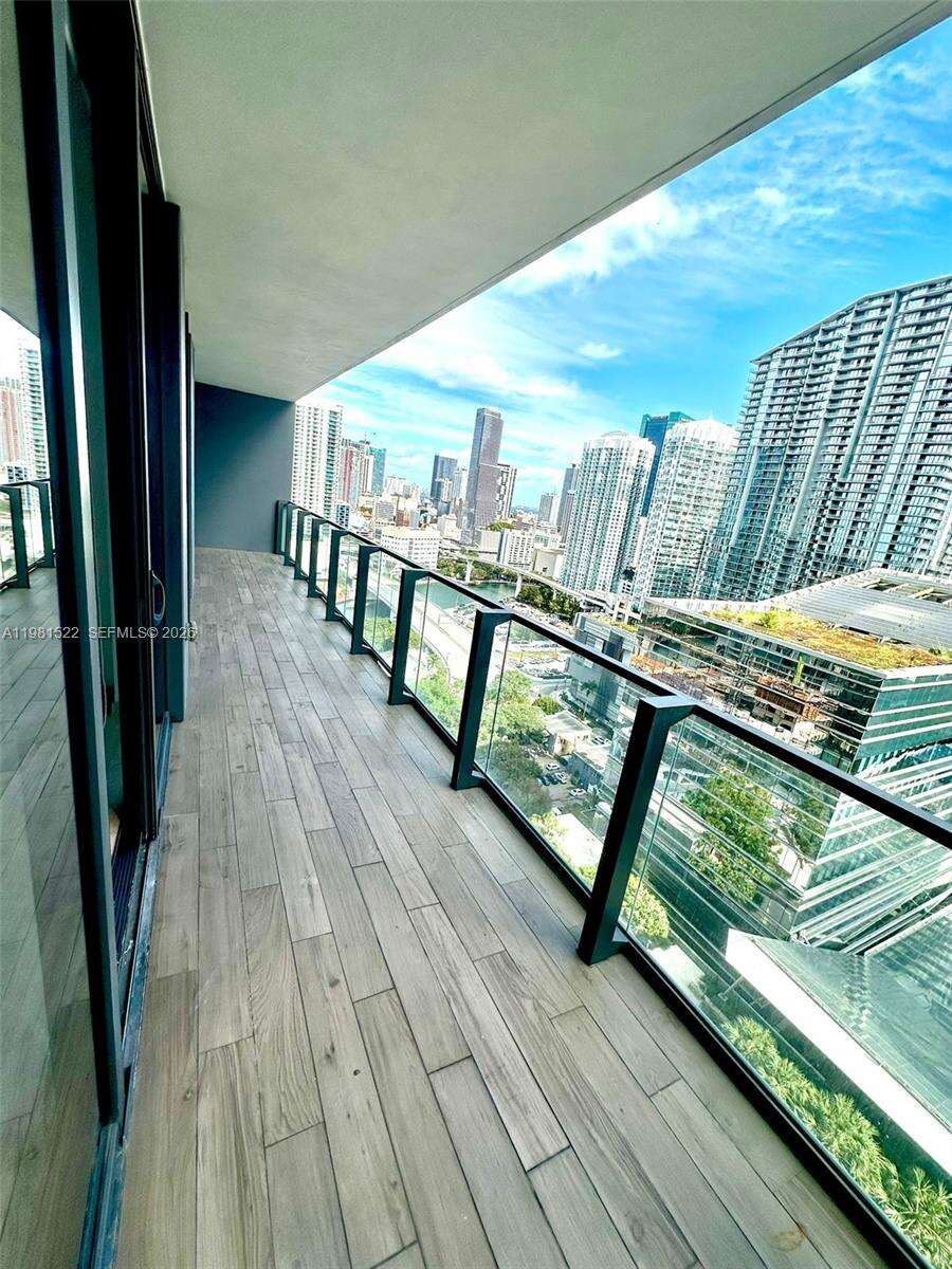 Rise Brickell at 88 7 St, Miami, FL 33130 - For Sale photo 5