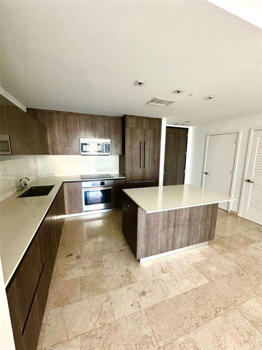 Rise Brickell at 88 7 St, Miami, FL 33130 - For Sale photo 6