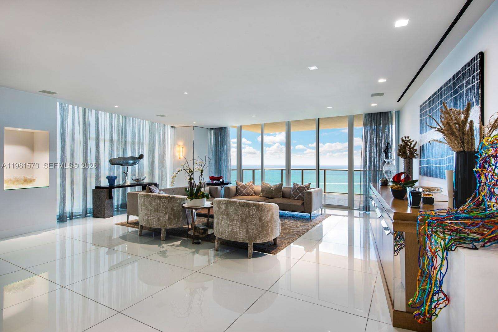 BAL HARBOUR NORTH SOUTH - 9705 Collins Ave, Bal Harbour, FL 33154 | Picture 1