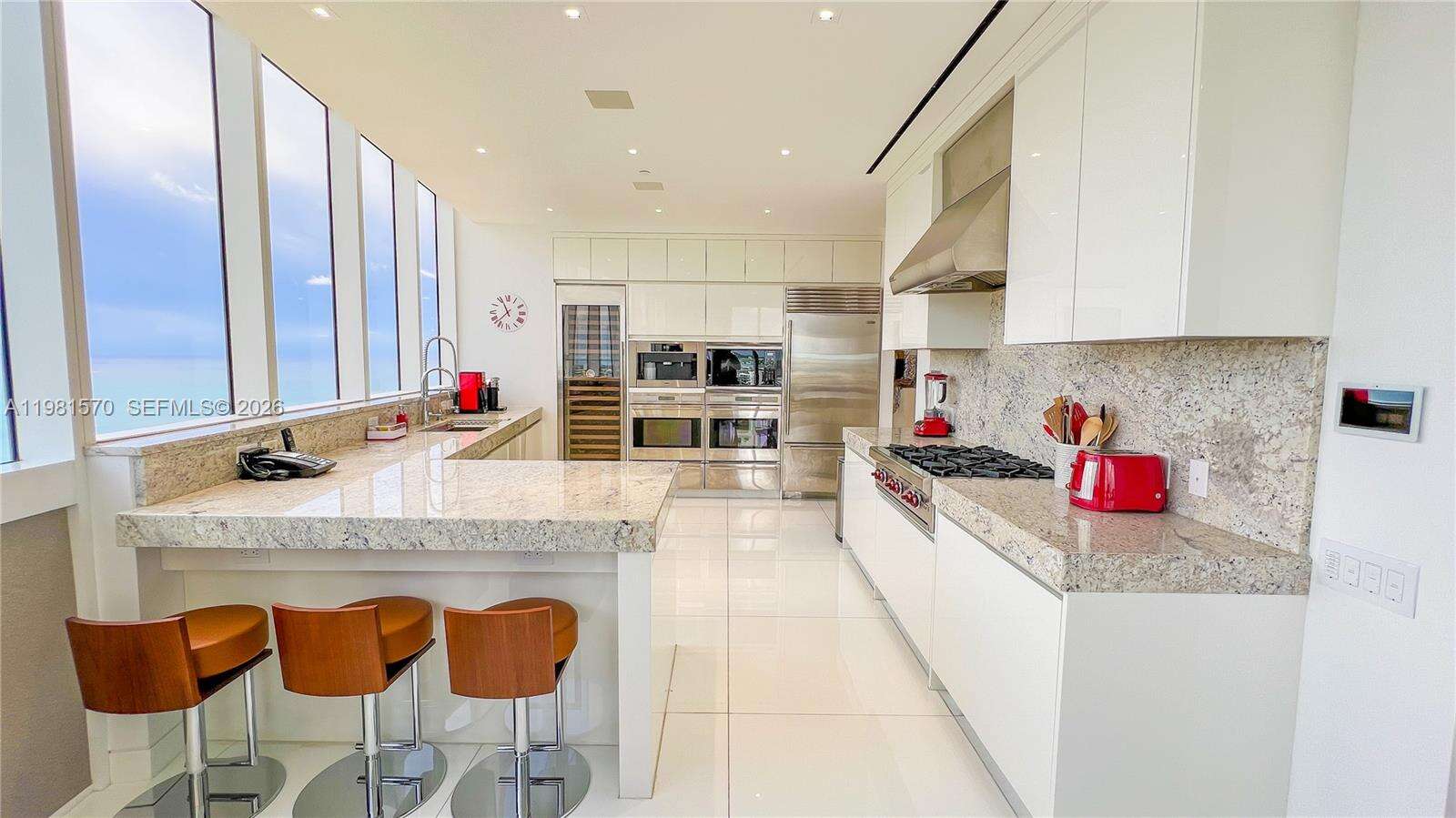 BAL HARBOUR NORTH SOUTH - 9705 Collins Ave, Bal Harbour, FL 33154 | Picture 13