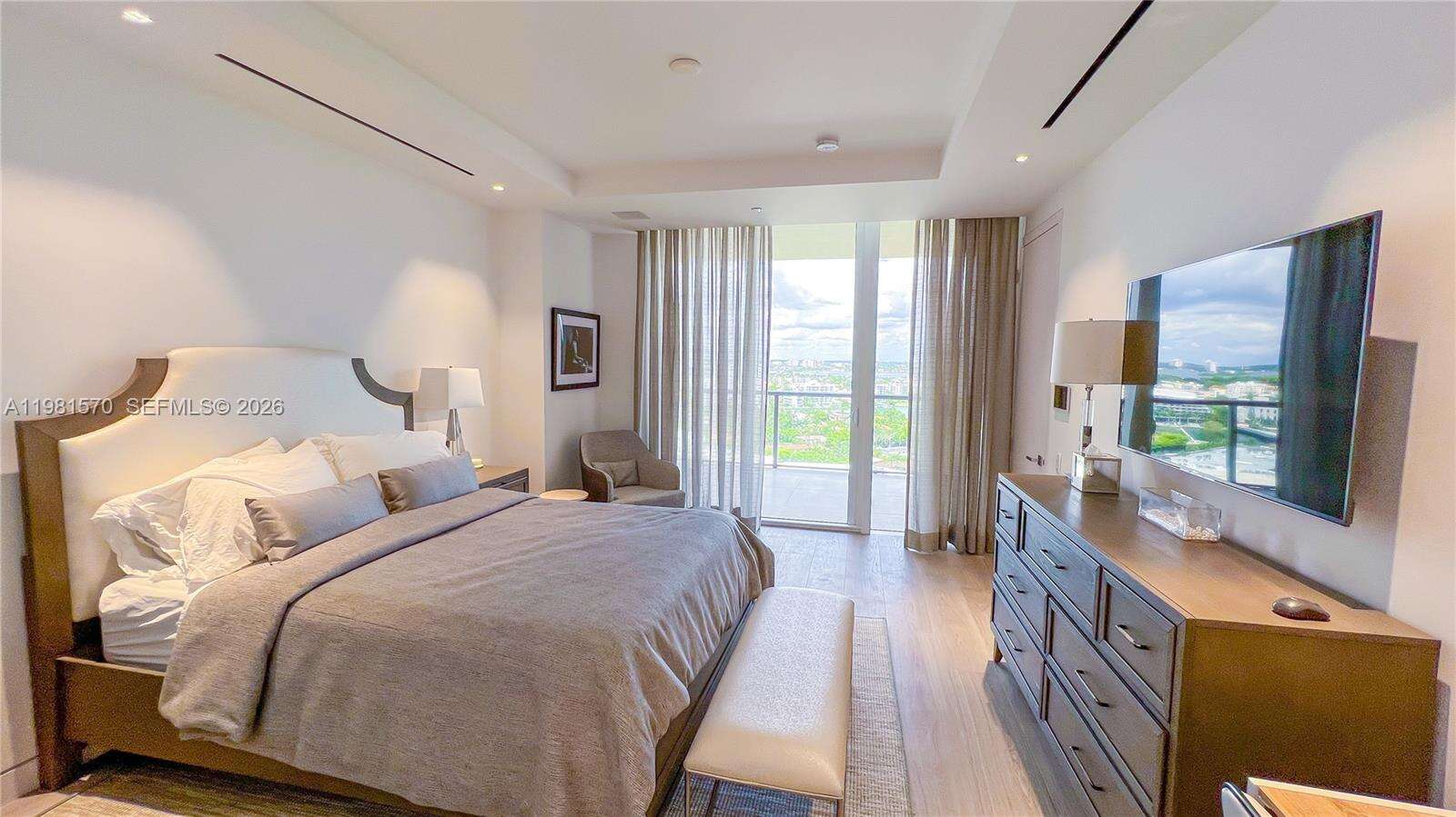 BAL HARBOUR NORTH SOUTH - 9705 Collins Ave, Bal Harbour, FL 33154 | Picture 17