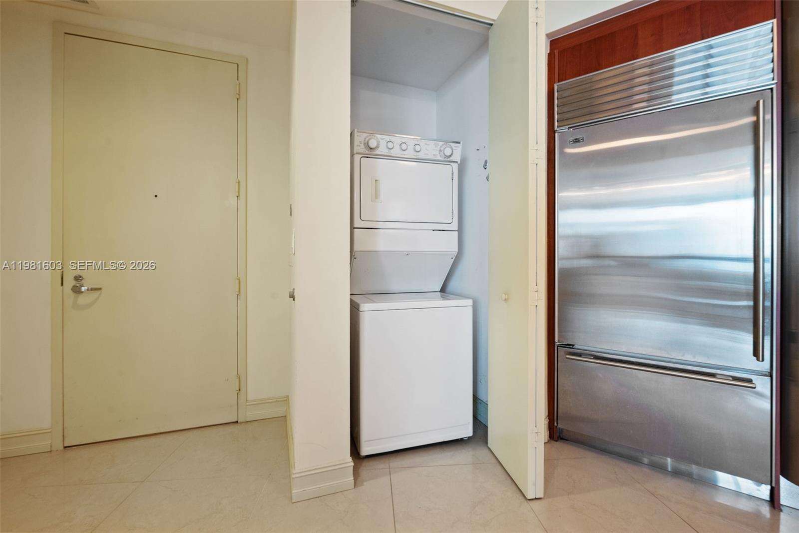 TRUMP PALACE - 18101 Collins Ave, Sunny Isles Beach, FL 33160 | Picture 7