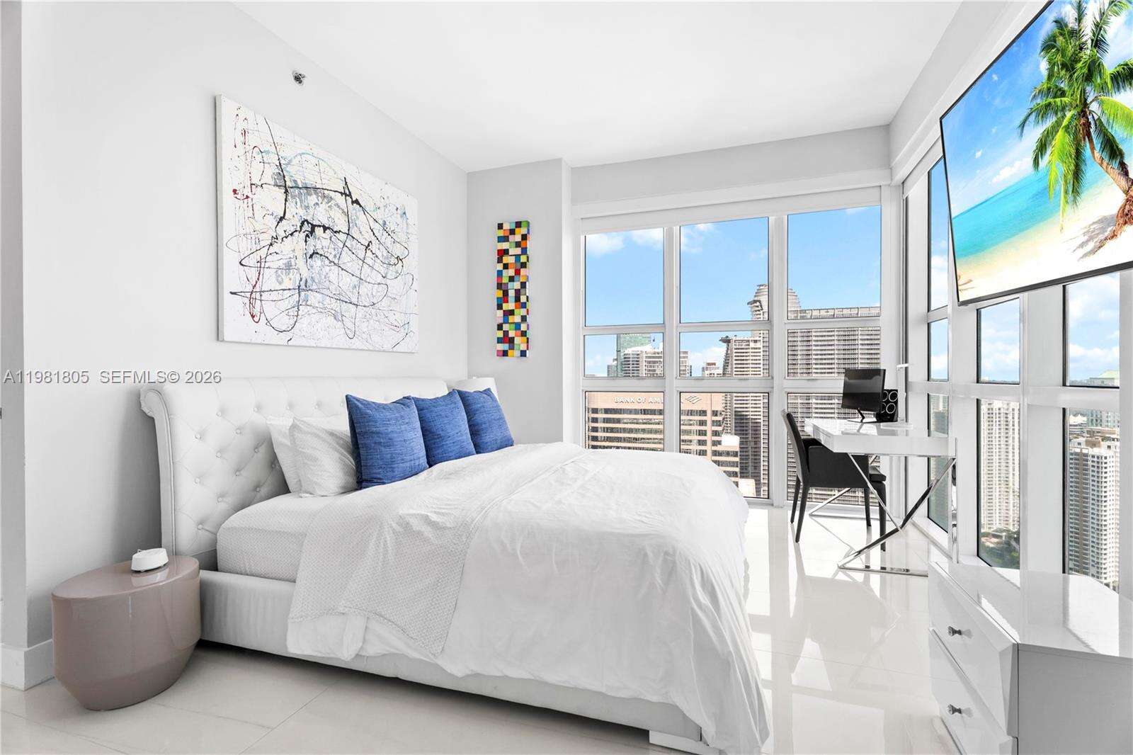 THE PLAZA 851 BRICKELL - 950 Brickell Bay Dr, Miami, FL 33131 | Picture 11