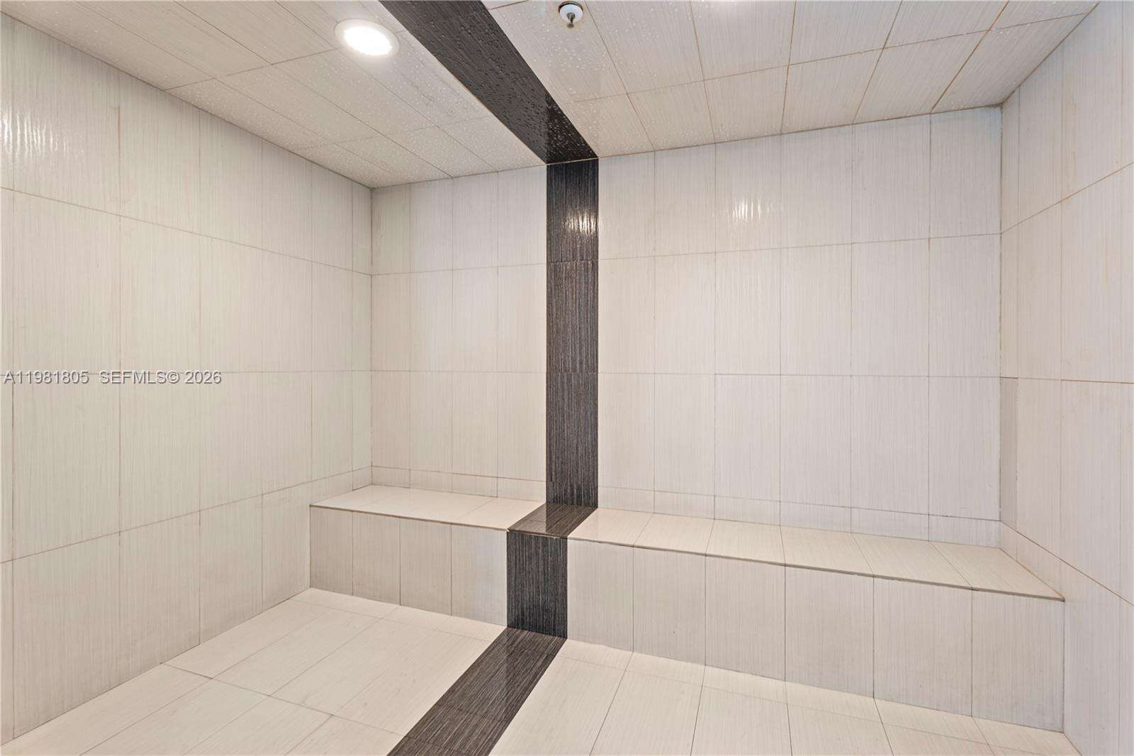 THE PLAZA 851 BRICKELL - 950 Brickell Bay Dr, Miami, FL 33131 | Picture 22