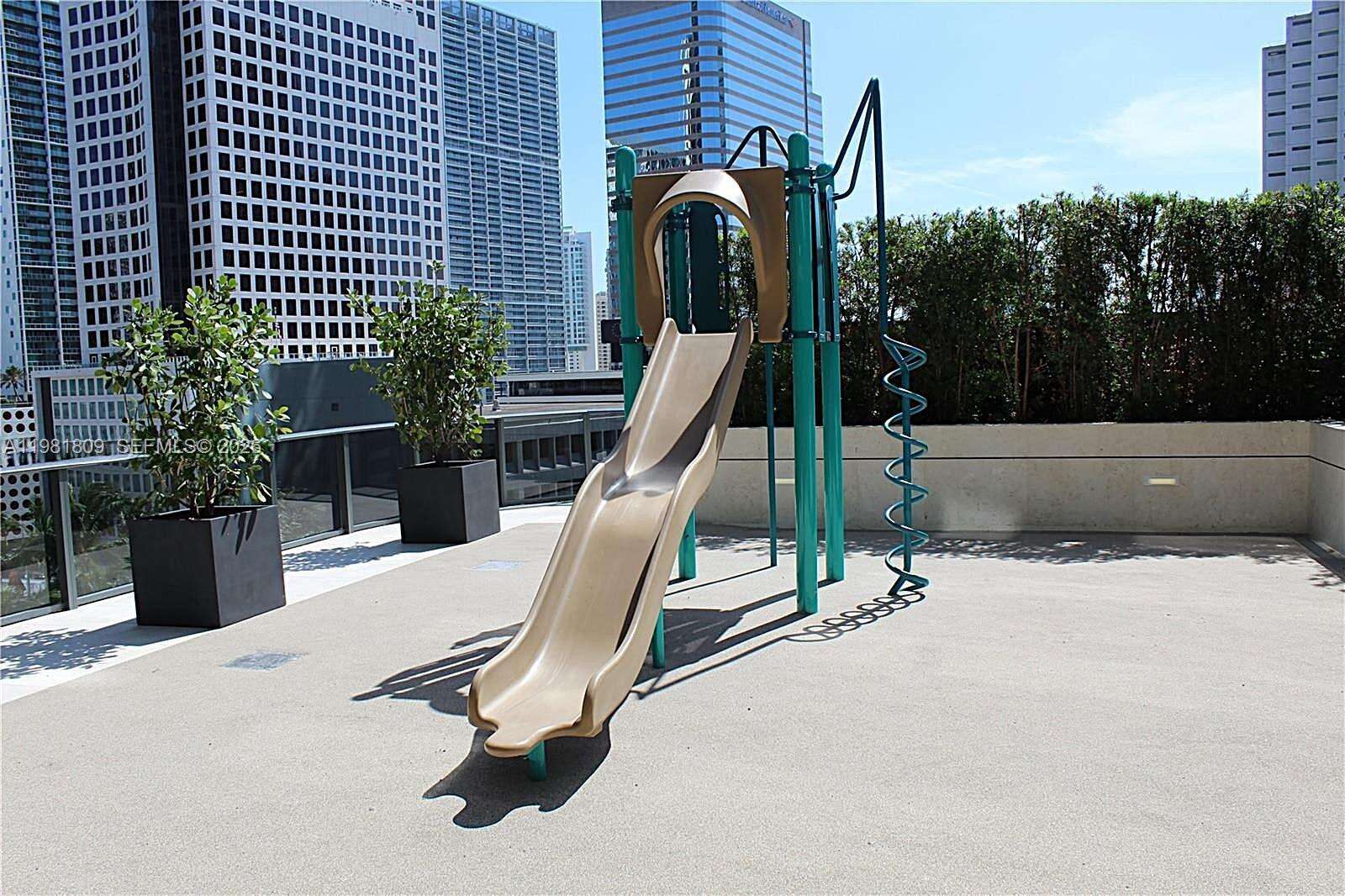 Sls Lux at 801 Miami Ave, Miami, FL 33130 - For Sale photo 29