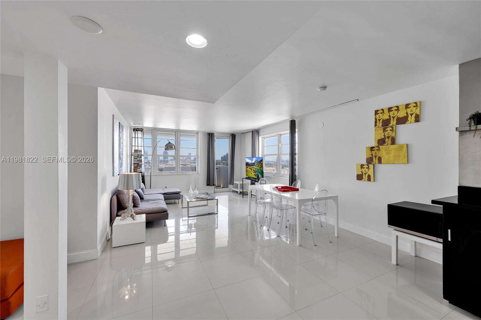Decoplage at 100 Lincoln Rd, Miami Beach, FL 33139 - For Sale photo 1