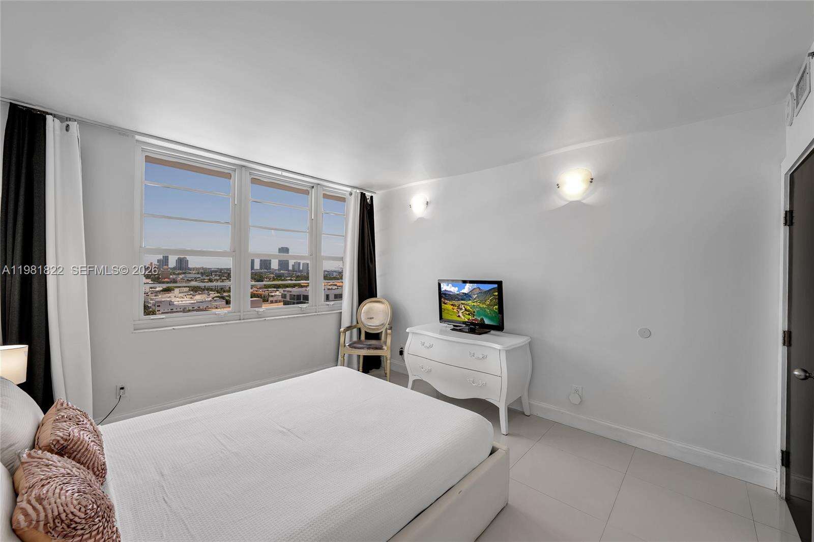 Decoplage at 100 Lincoln Rd, Miami Beach, FL 33139 - For Sale photo 14