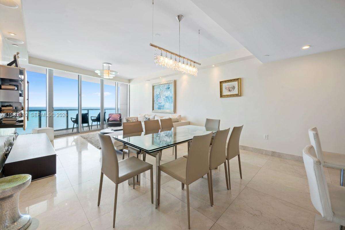 JADE BEACH - 17001 Collins Ave, Sunny Isles Beach, FL 33160 | Picture 8